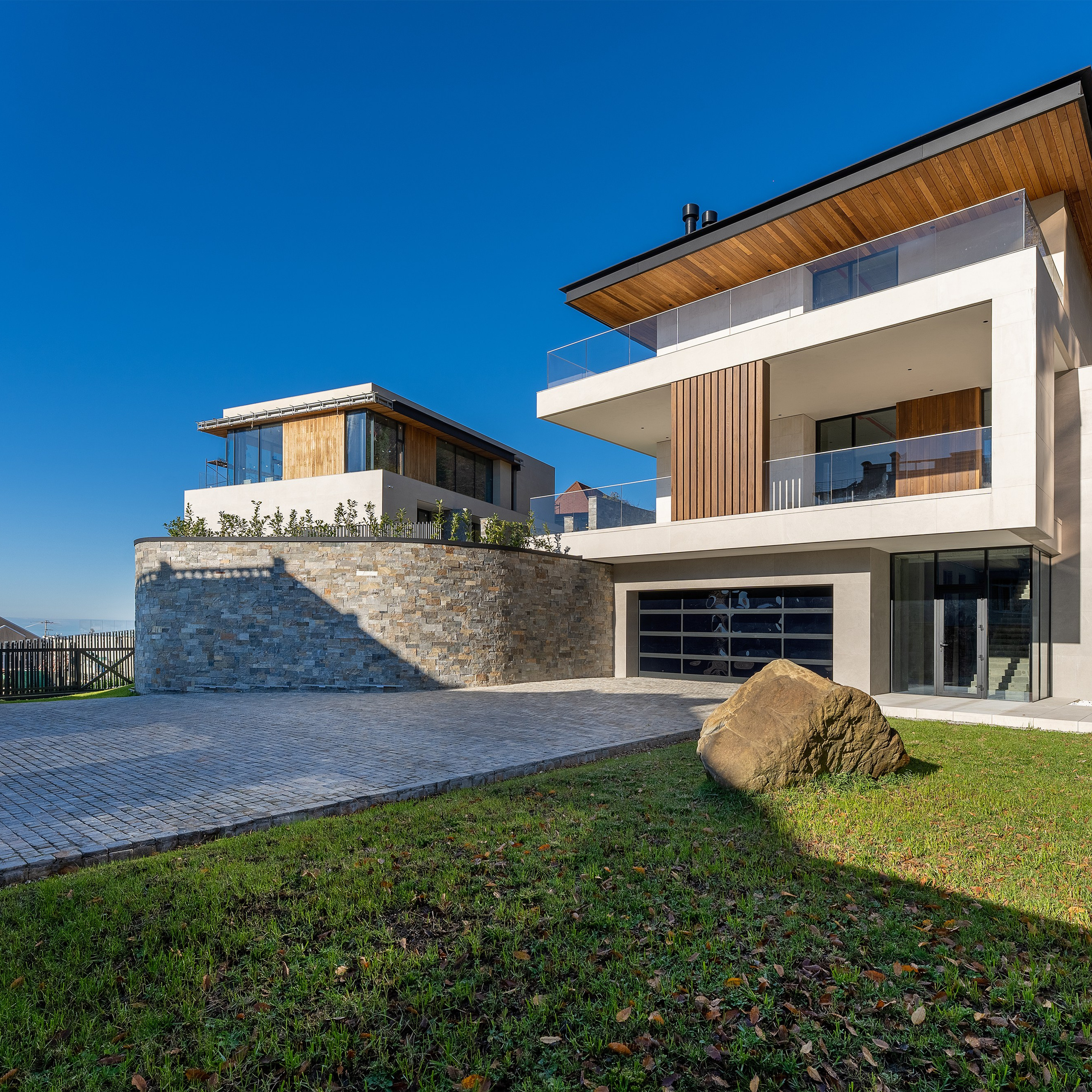 Фотосъемка недвижимости в Сочи — профессиональные фото, которые продают. Профессиональная фотосъемка в Сочи: репортаж, предметная, ювелирная фотосъемка, недвижимость, фуд-фотография. Фотограф Александр Афанасьев