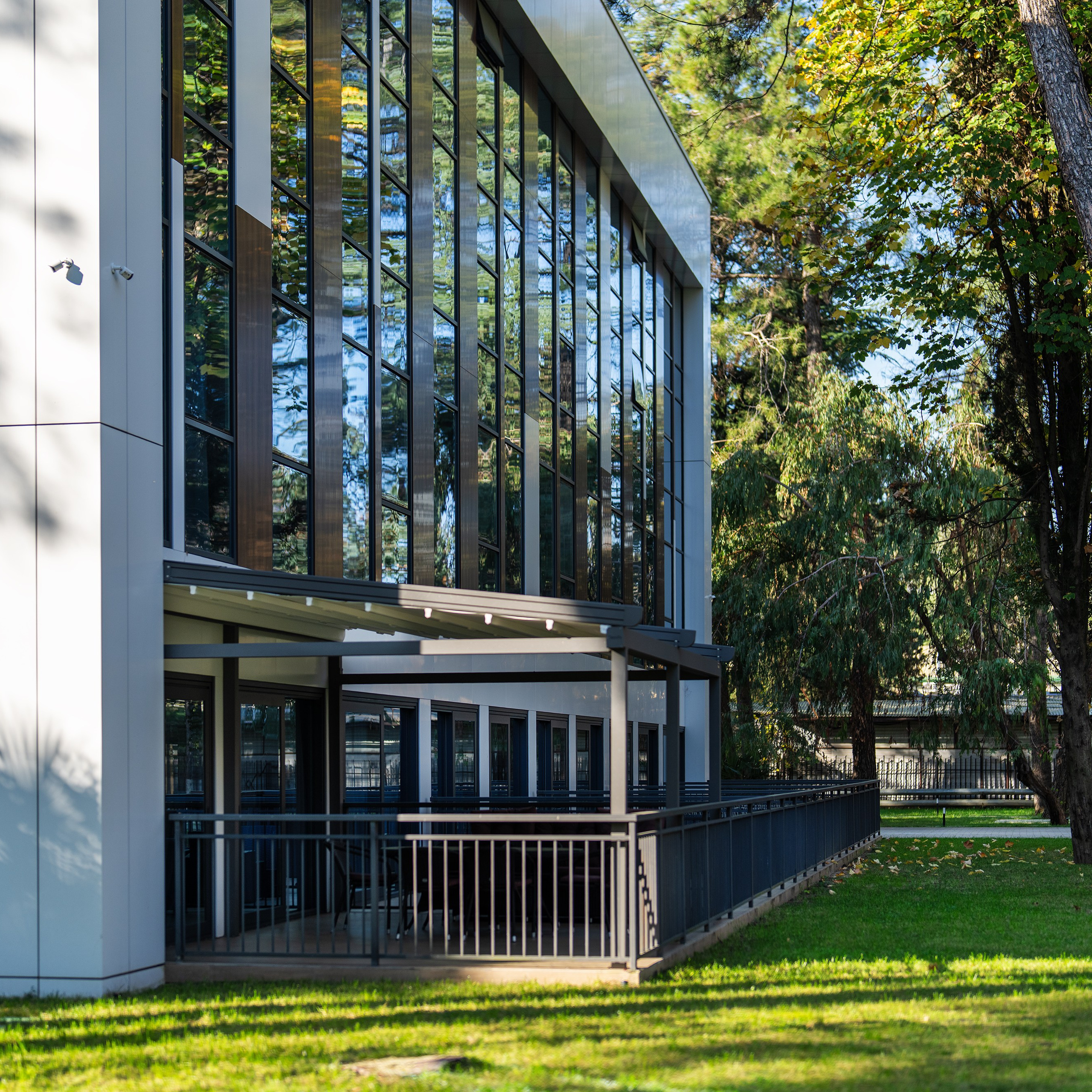 Фотосъемка недвижимости в Сочи — профессиональные фото, которые продают. Профессиональная фотосъемка в Сочи: репортаж, предметная, ювелирная фотосъемка, недвижимость, фуд-фотография. Фотограф Александр Афанасьев