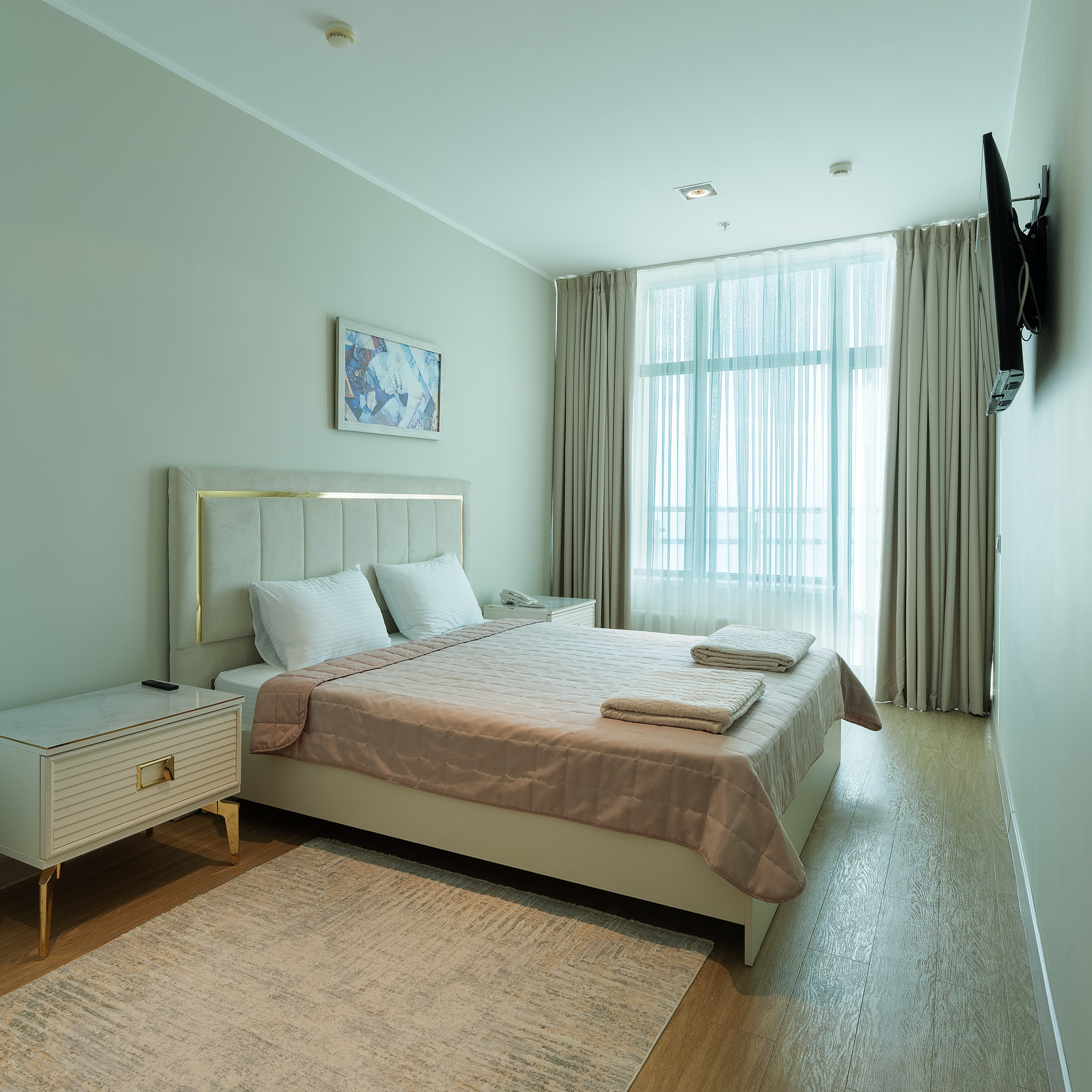 Фотосъемка недвижимости в Сочи — профессиональные фото, которые продают. Профессиональная фотосъемка в Сочи: репортаж, предметная, ювелирная фотосъемка, недвижимость, фуд-фотография. Фотограф Александр Афанасьев