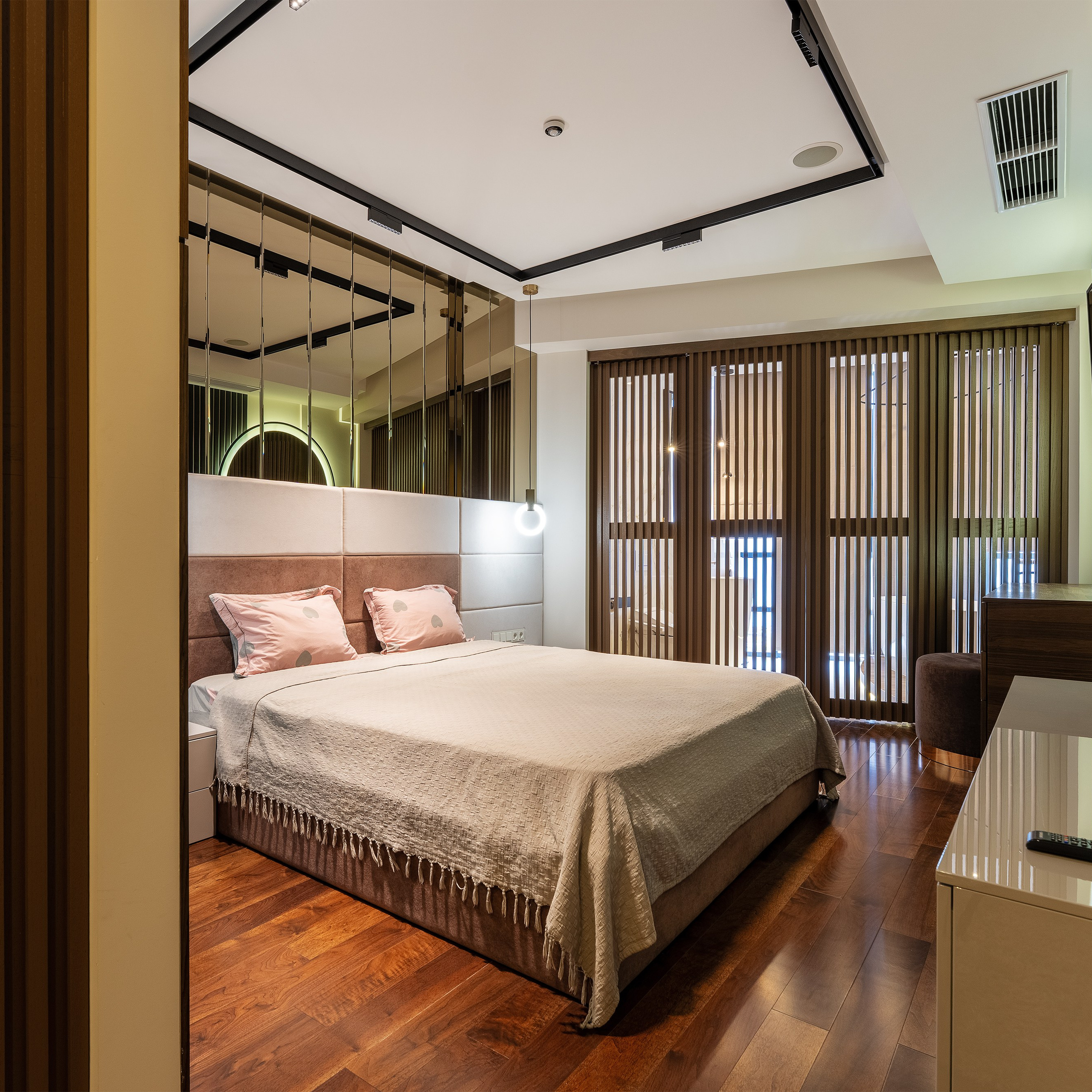 Фотосъемка недвижимости в Сочи — профессиональные фото, которые продают. Профессиональная фотосъемка в Сочи: репортаж, предметная, ювелирная фотосъемка, недвижимость, фуд-фотография. Фотограф Александр Афанасьев