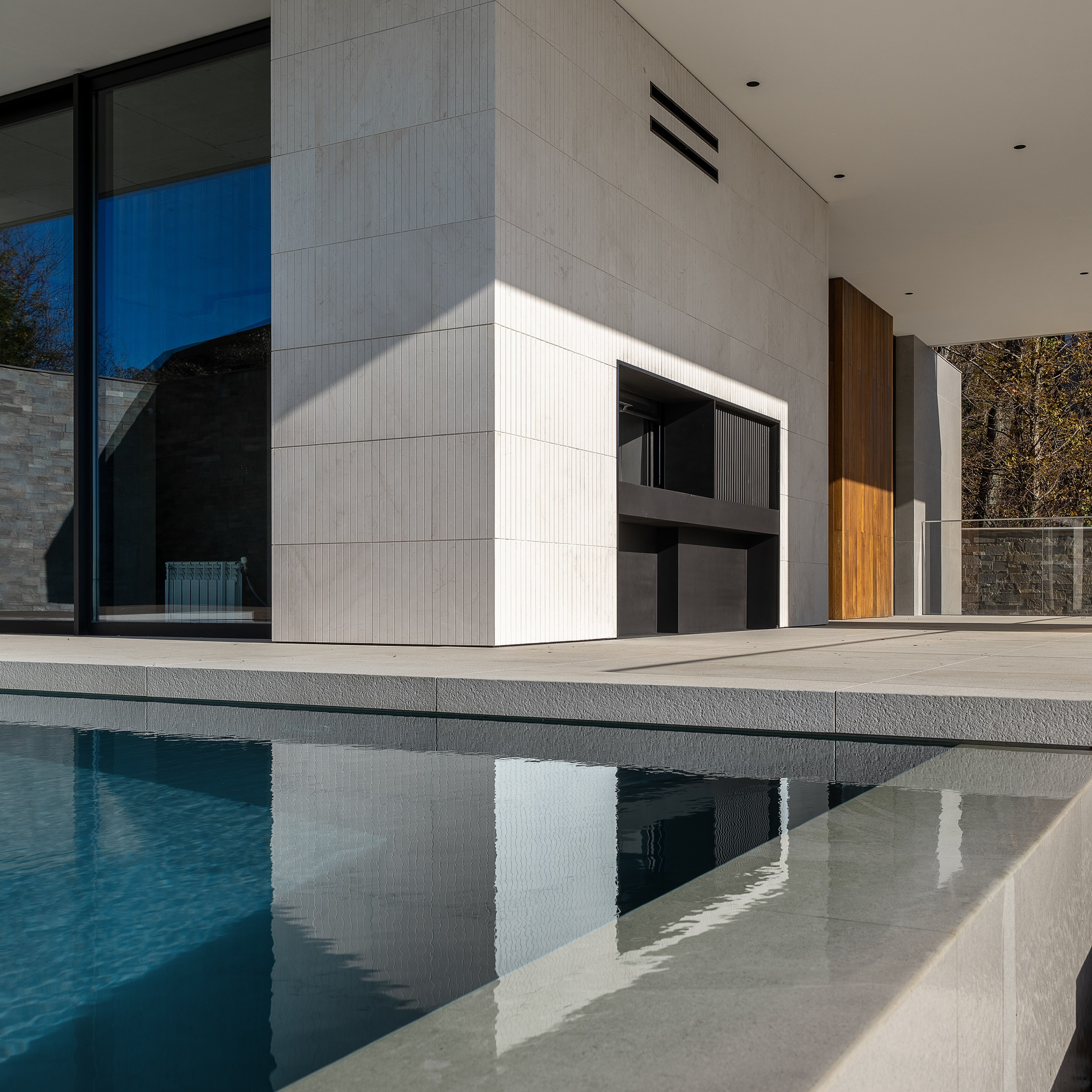 Фотосъемка недвижимости в Сочи — профессиональные фото, которые продают. Профессиональная фотосъемка в Сочи: репортаж, предметная, ювелирная фотосъемка, недвижимость, фуд-фотография. Фотограф Александр Афанасьев