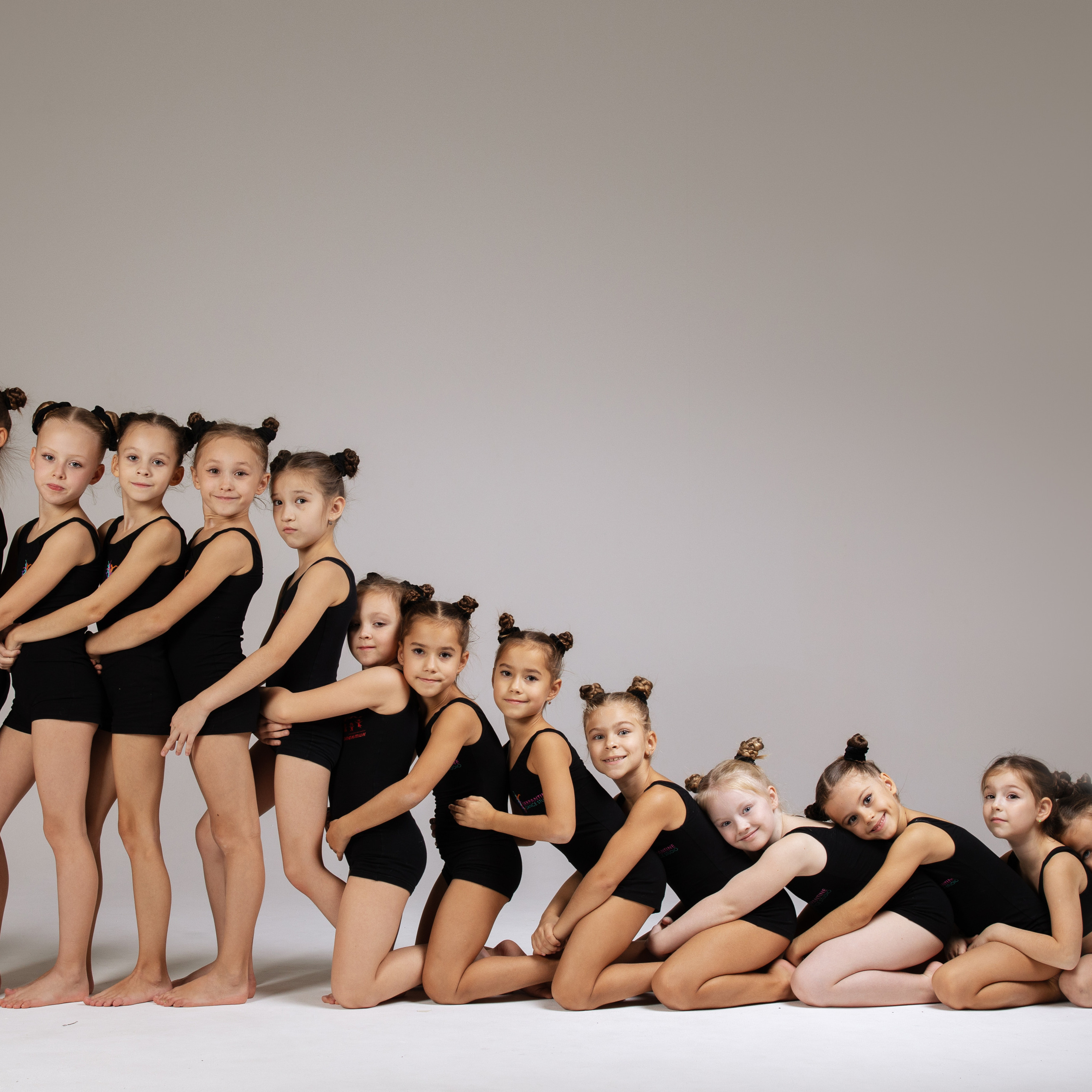 Танцевальный клуб «Серпантин». Малыши