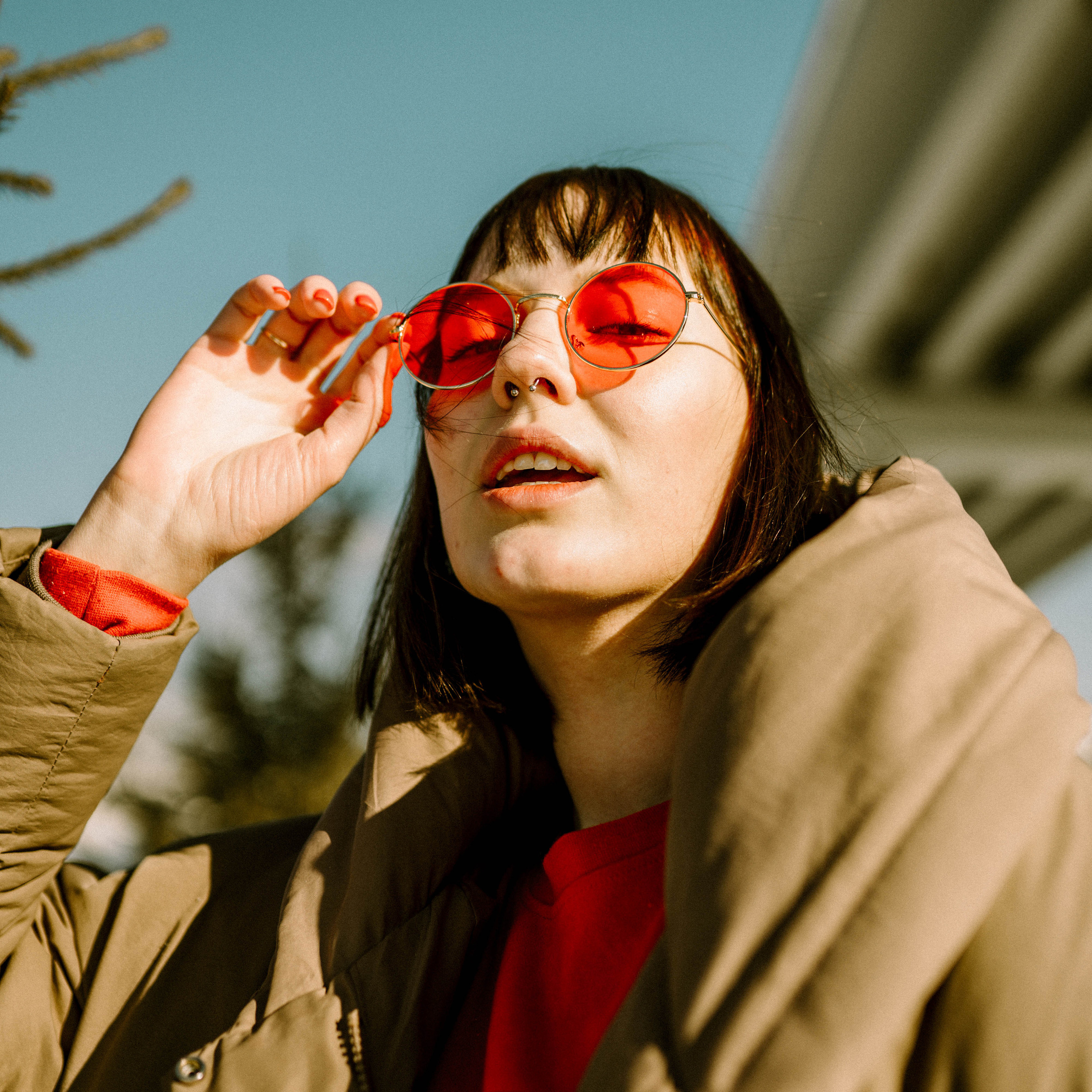 Алое солнце в зените