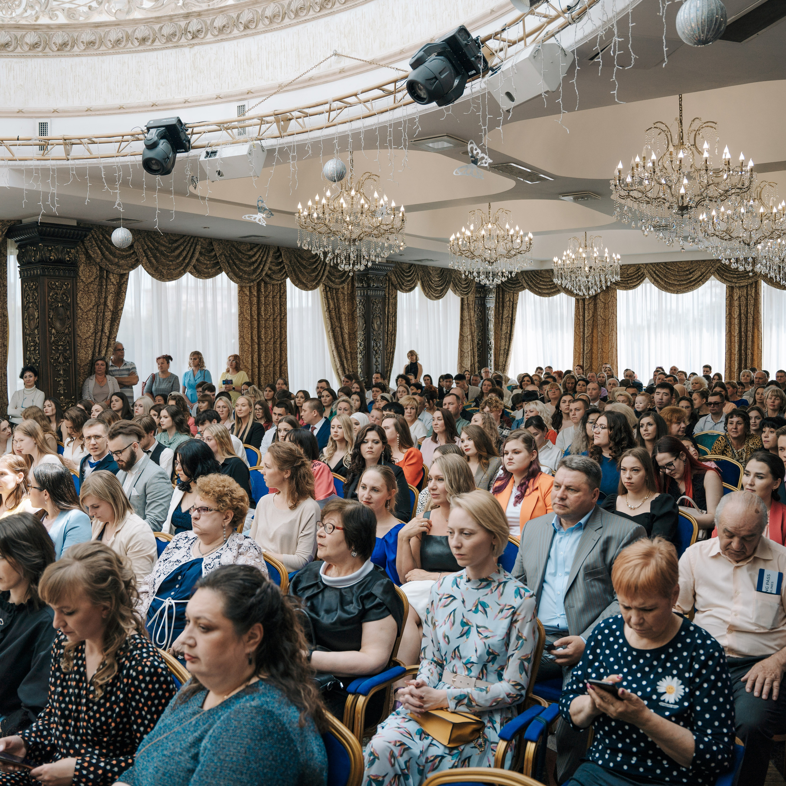 Вручение дипломов | Уральский мед. колледж. Ульяна Ремезова | Фотограф | Челябинск