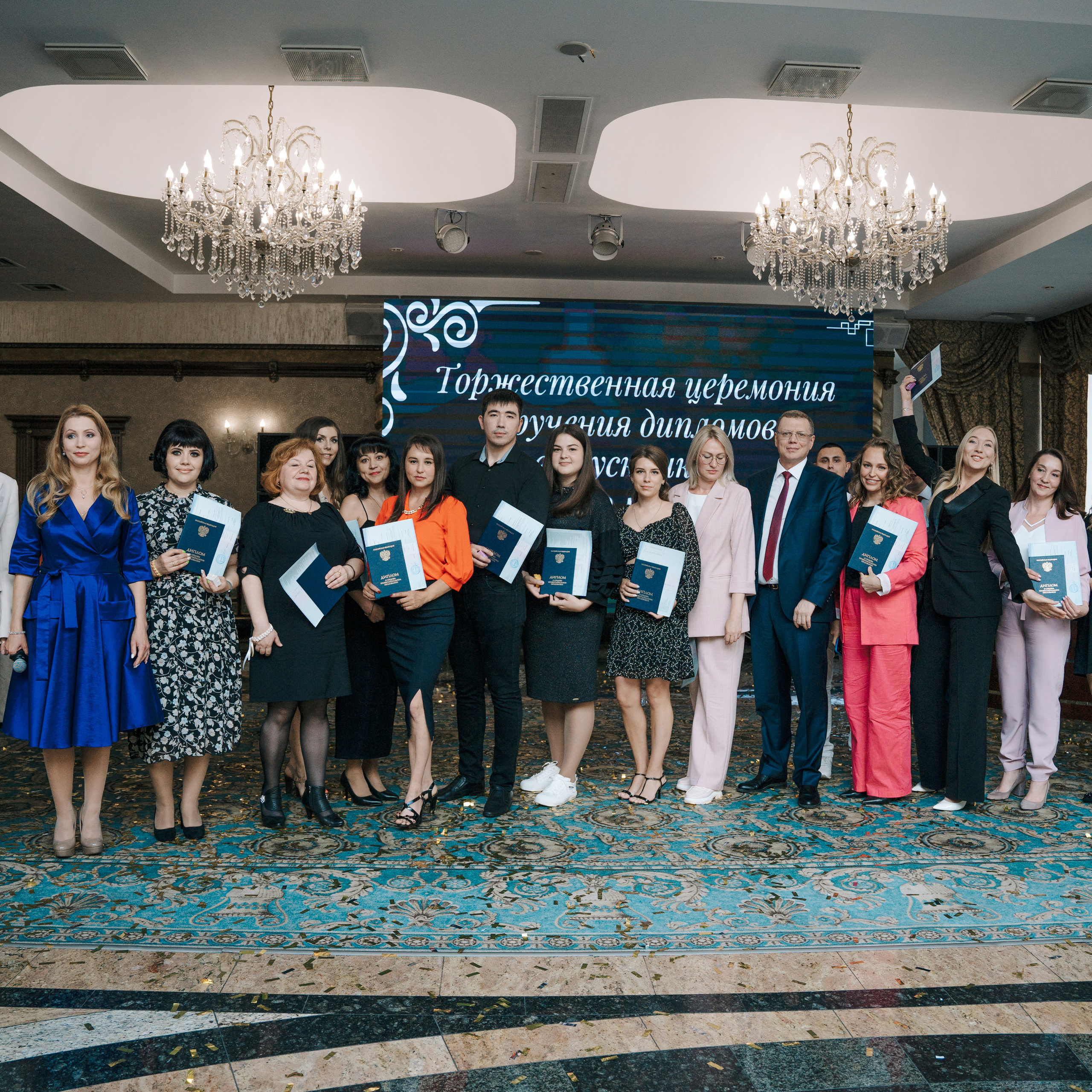 Вручение дипломов | Уральский мед. колледж. Ульяна Ремезова | Фотограф | Челябинск