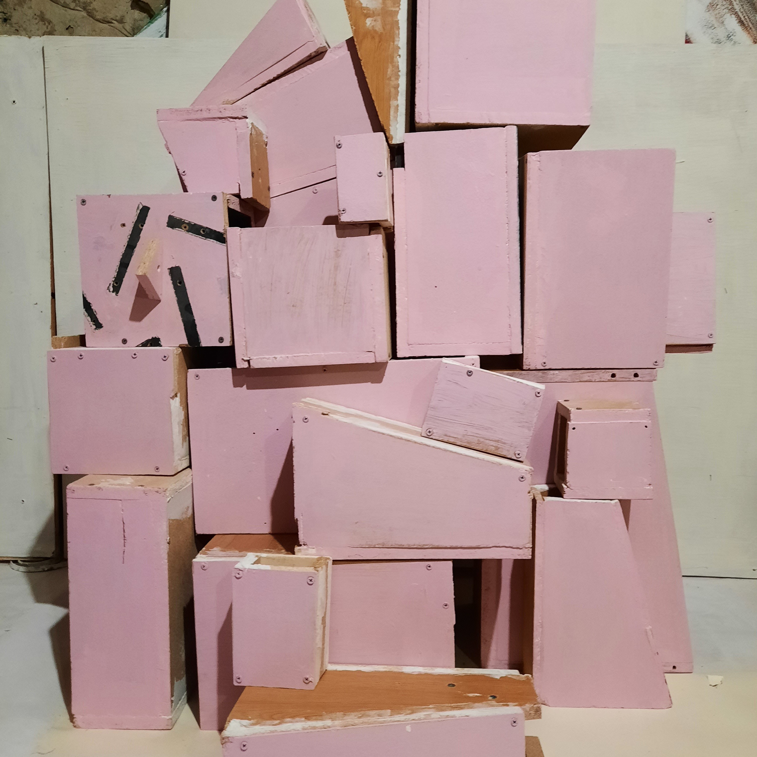 Инсталляция. Конструктор «Девабабаженщина»