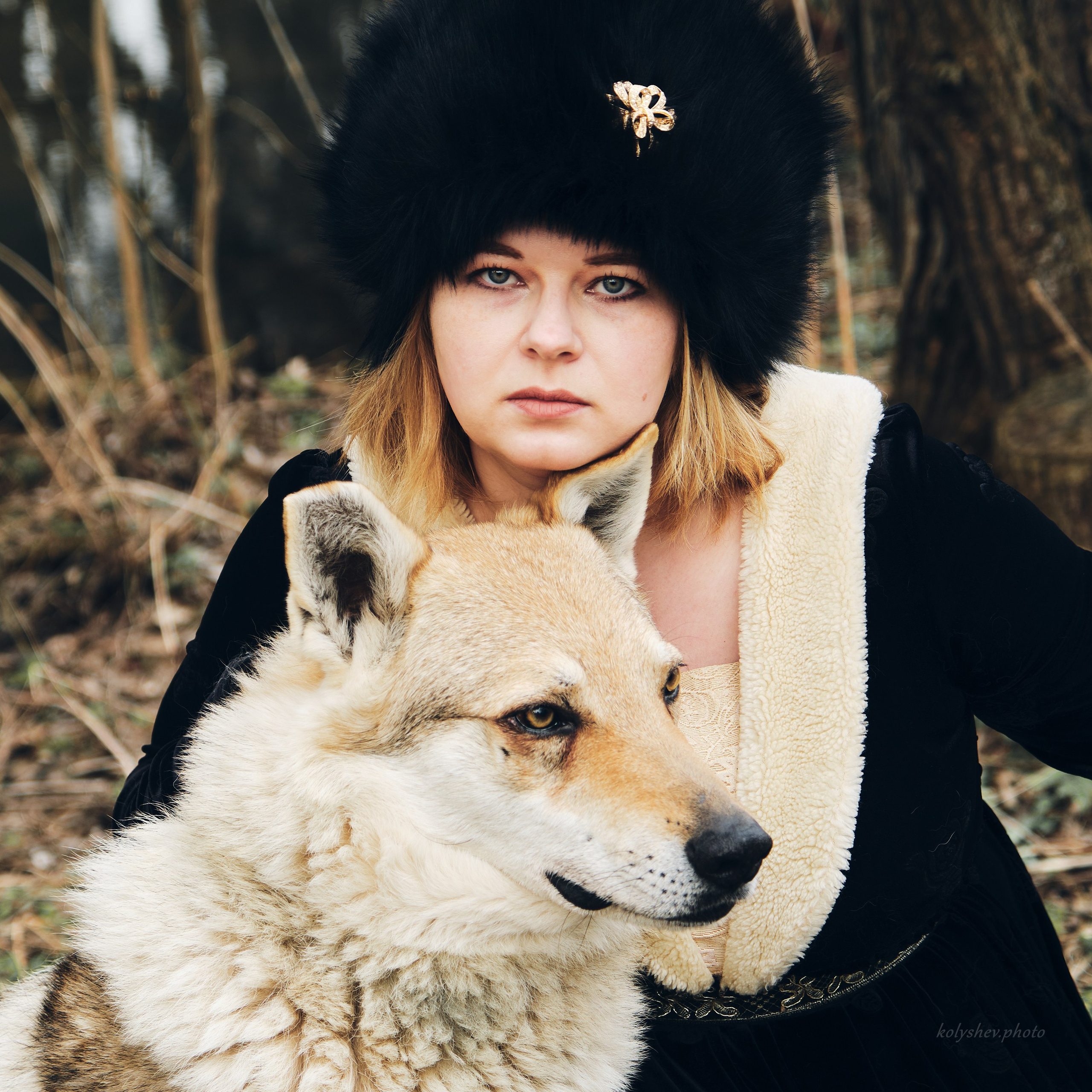 Анна. Фотосессия с волками