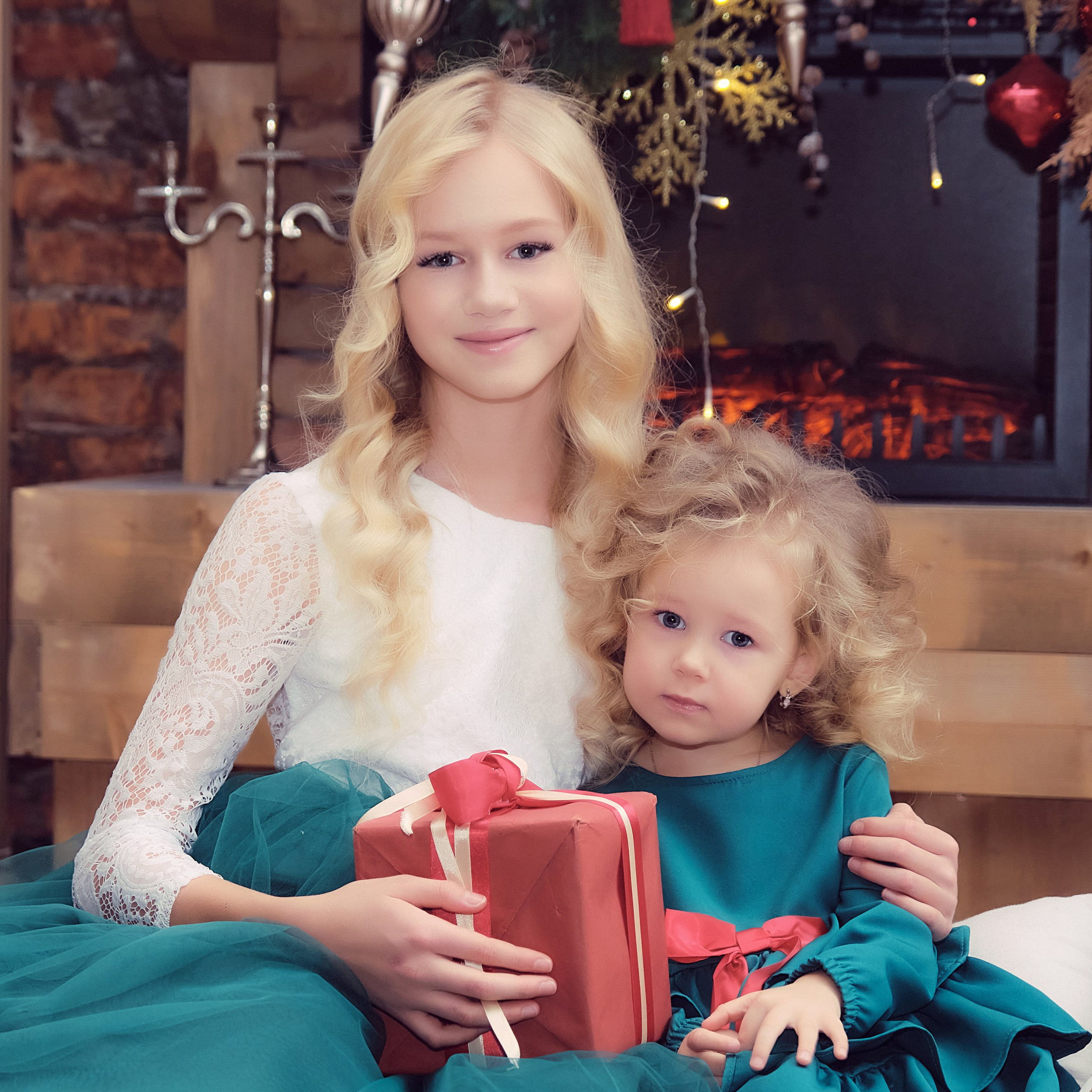 Студийная семейная фотосессия