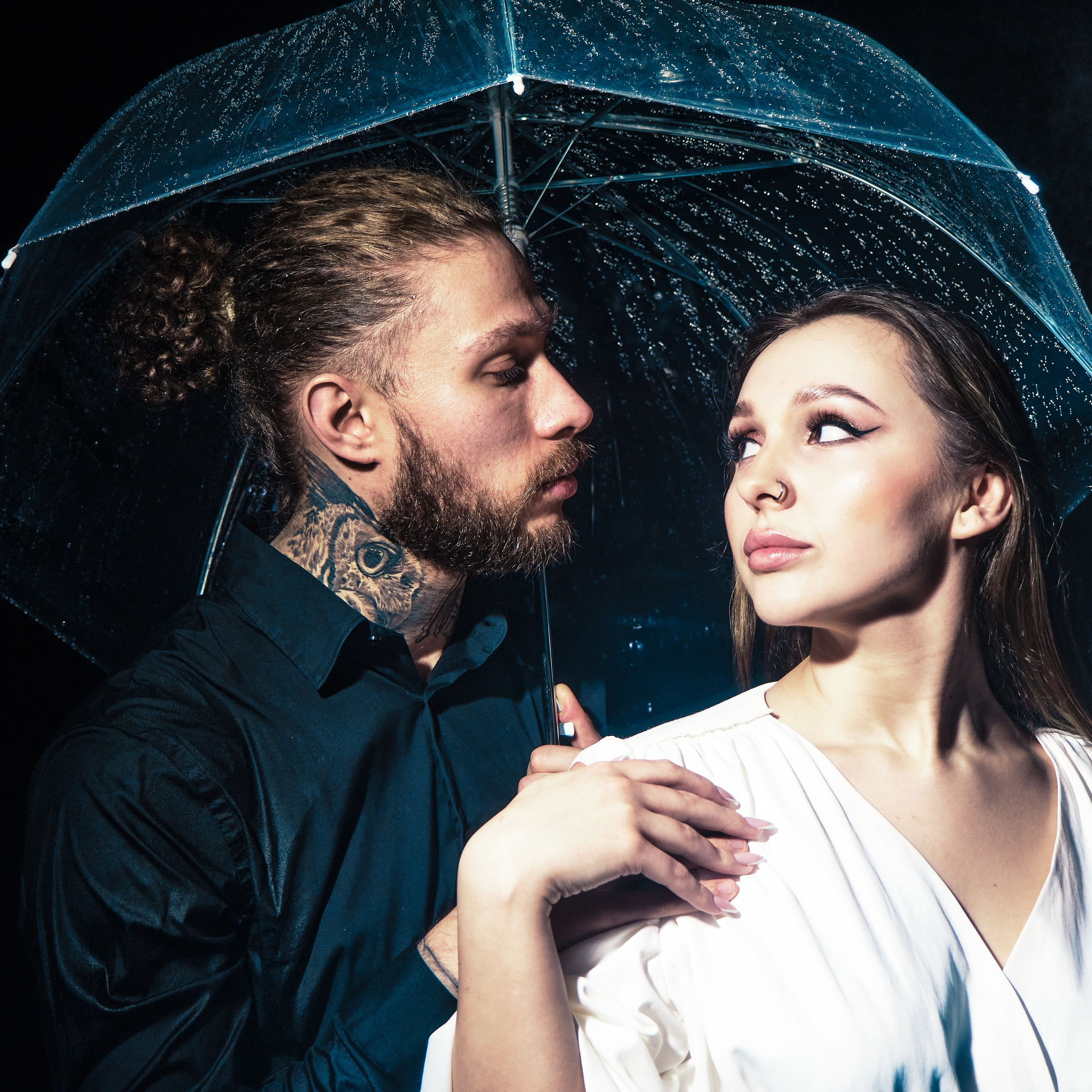 фотосессия в фотостудии с дождём фотограф вика колышева