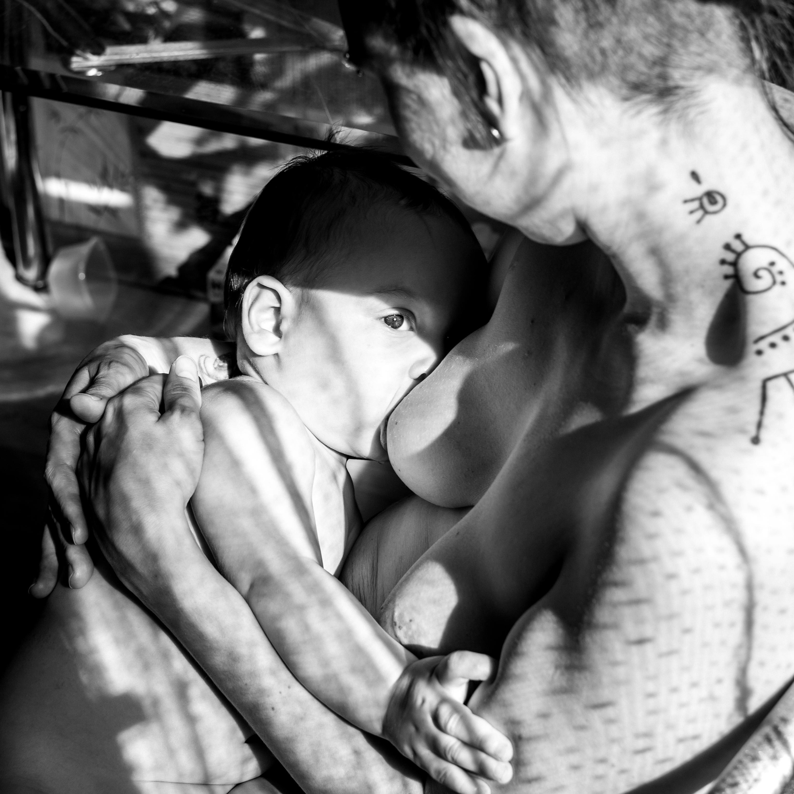 Материнство (18+)