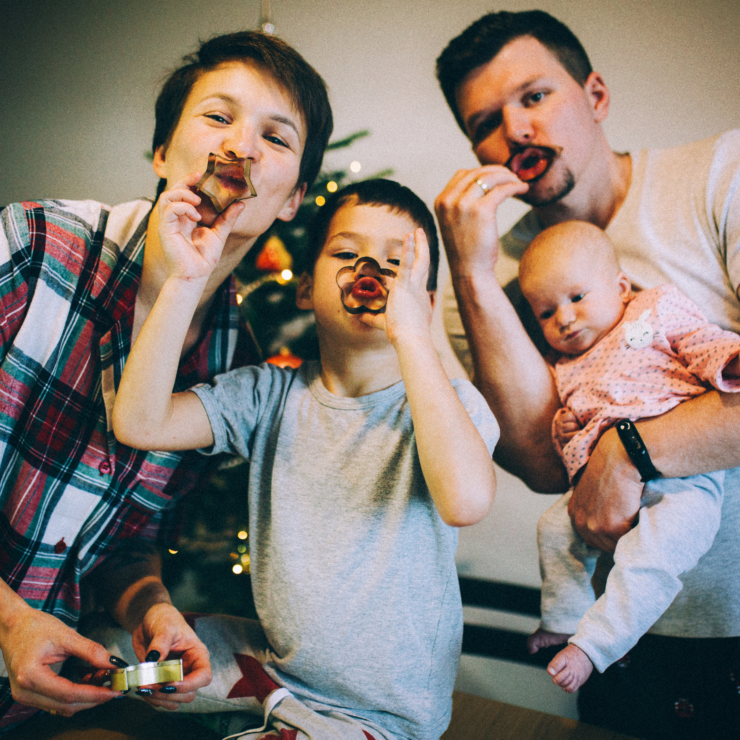 Лида Лёша Лия Юра и собакен Ева