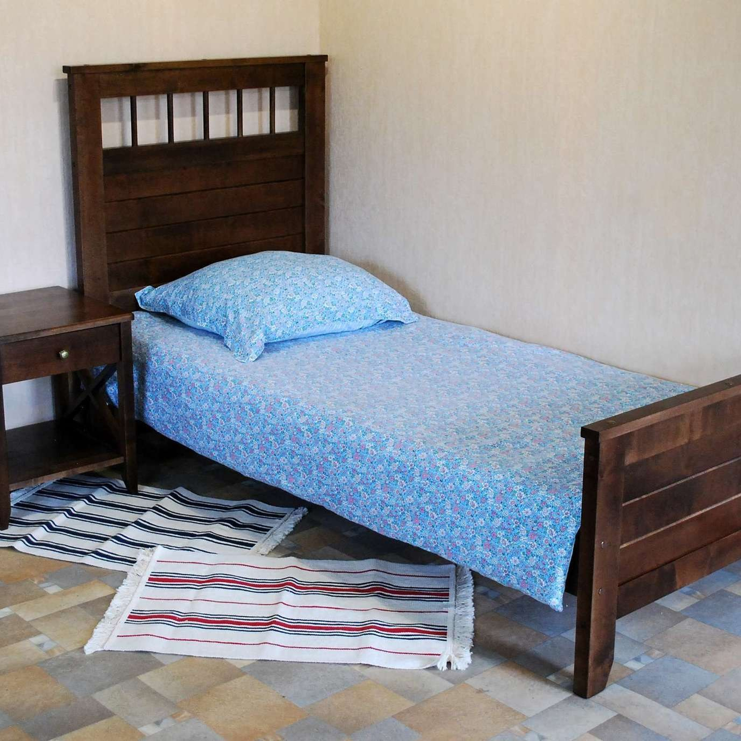 Кровать KP-04. Стильная домашняя мебель