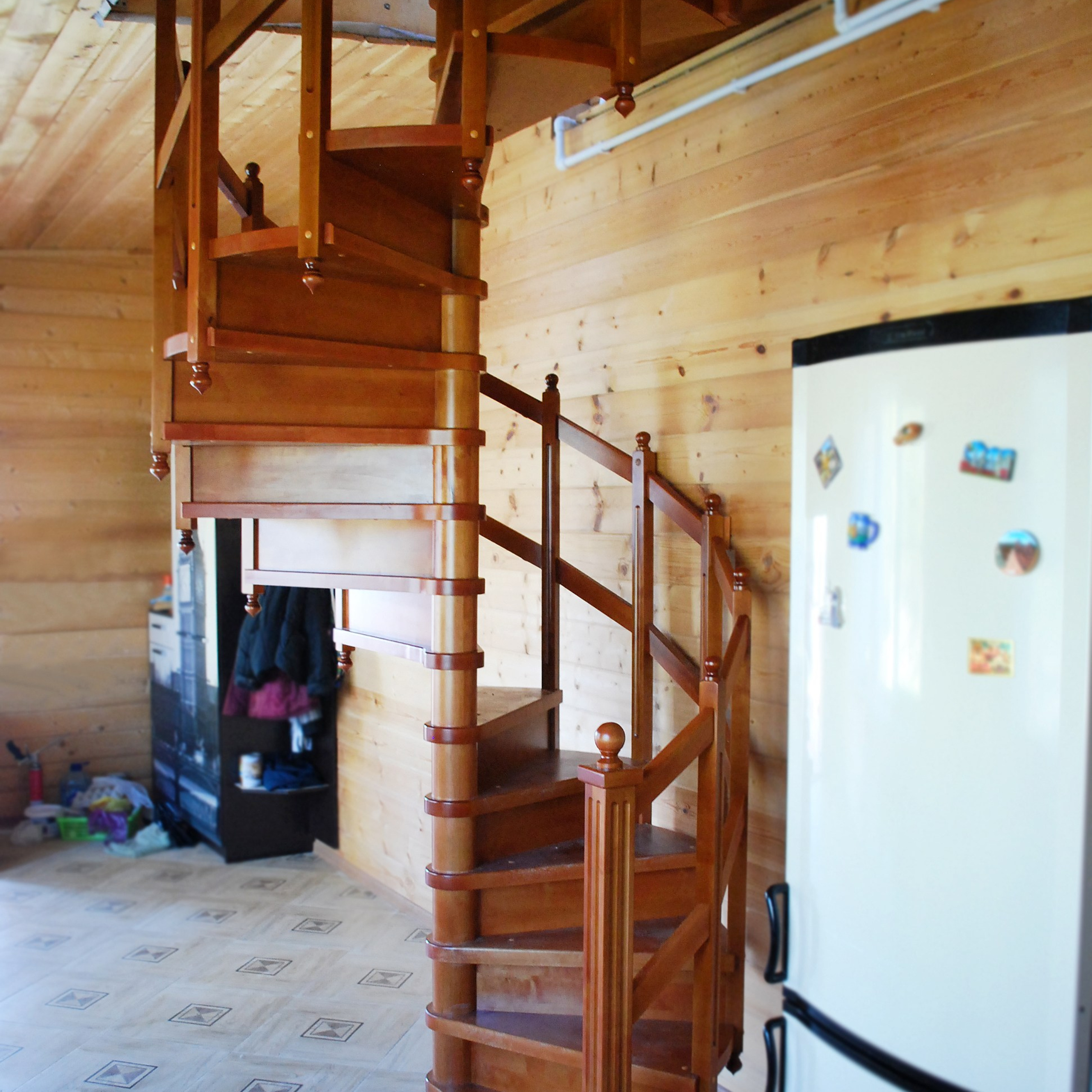 Лестница винтовая L08. Стильная домашняя мебель