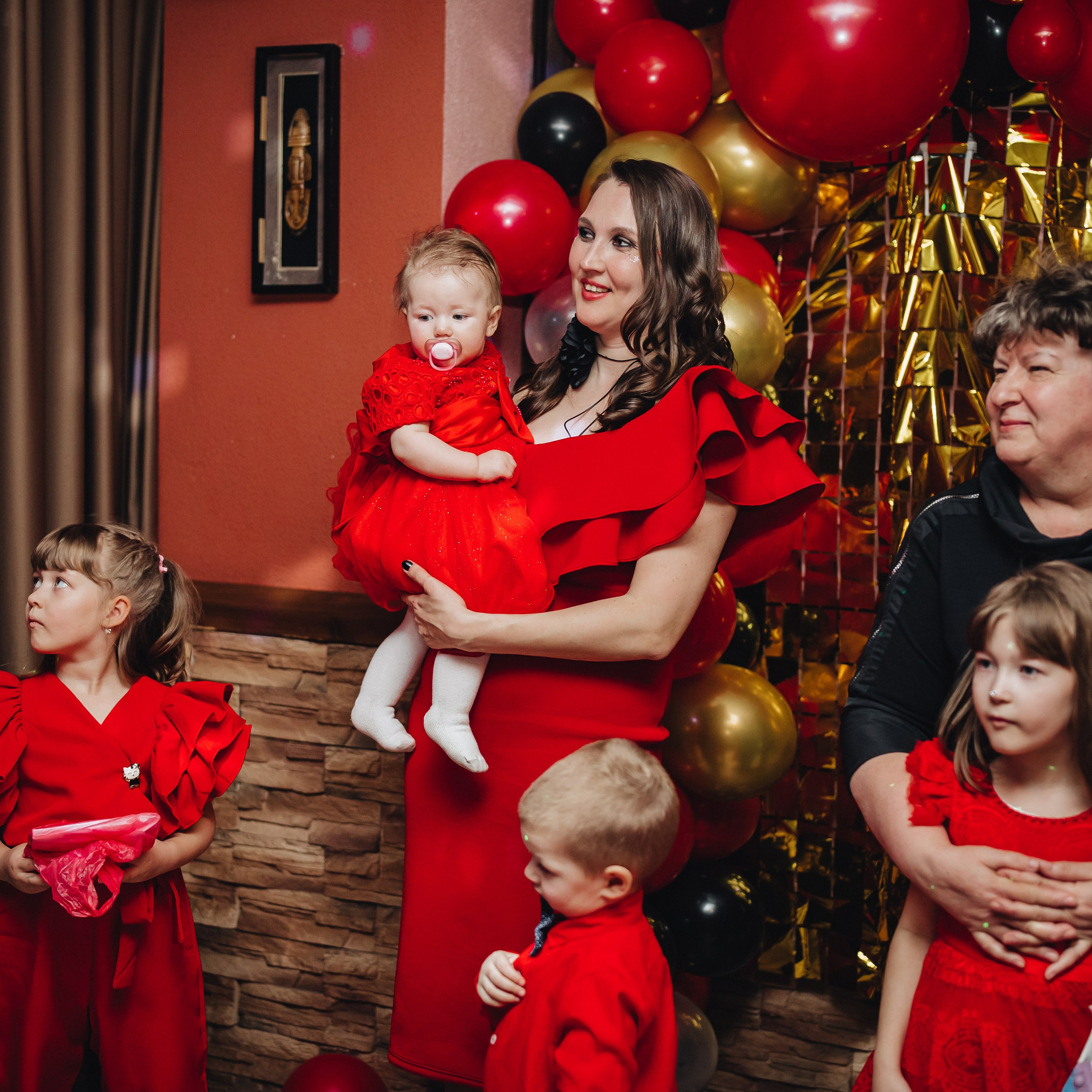 Юбилей Кристины. Ресторан «Гала». Фотограф в Мурманске Диана Борисова