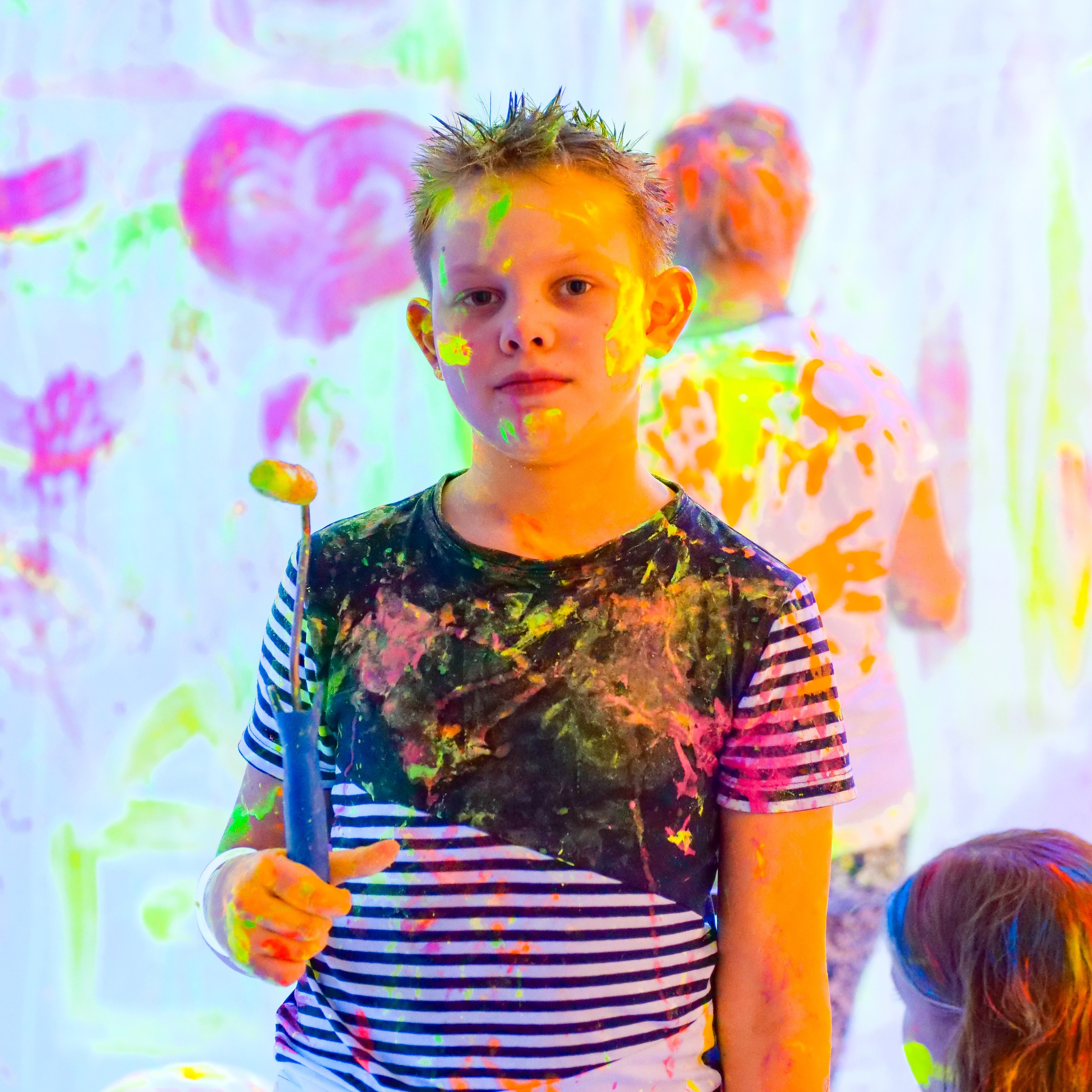 День Рождения в неоне в «Кидс Поинт». Фотограф в Мурманске Диана Борисова