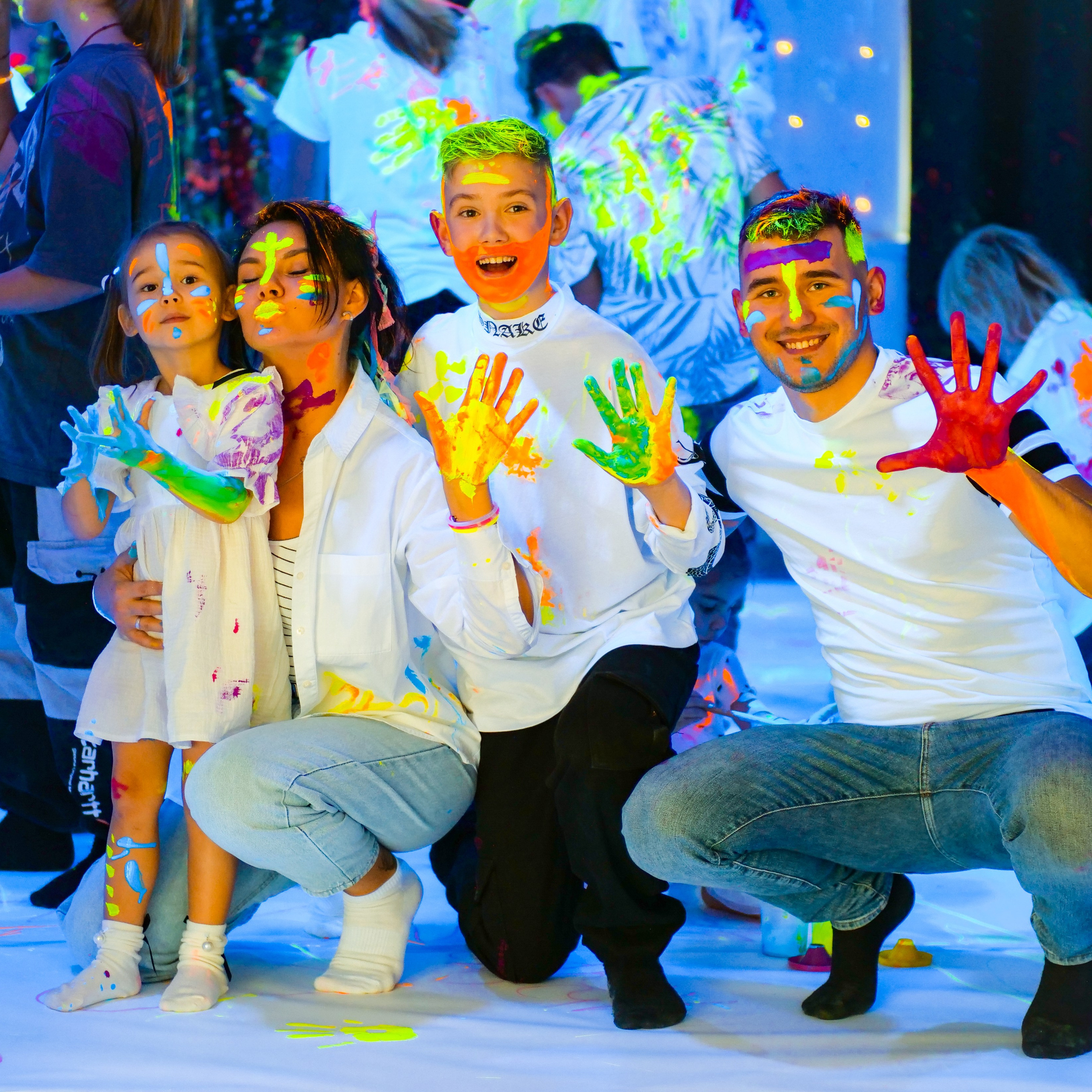 День Рождения Тимура в неоне. Фотограф в Мурманске Диана Борисова