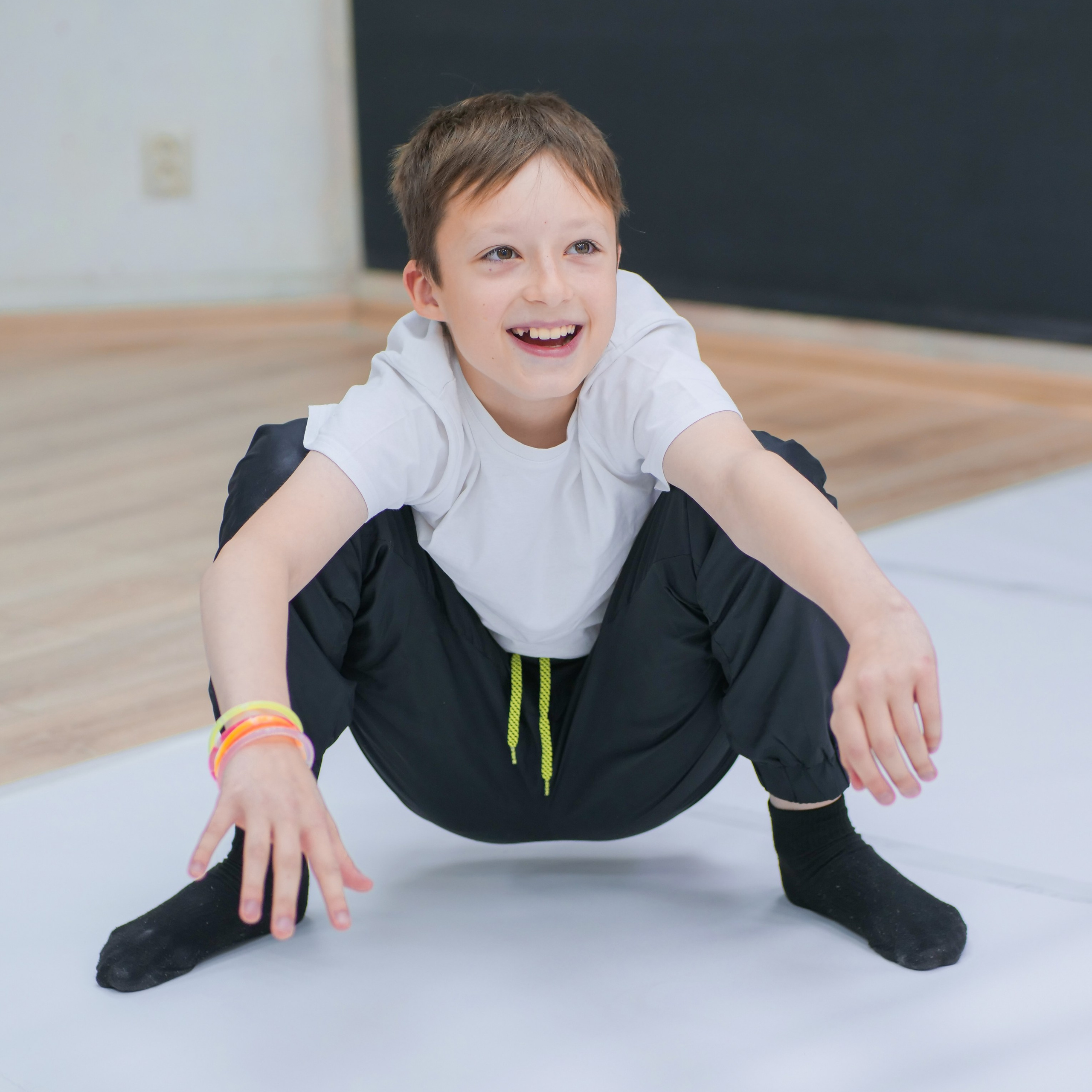 День Рождения Тимура в неоне. Фотограф в Мурманске Диана Борисова