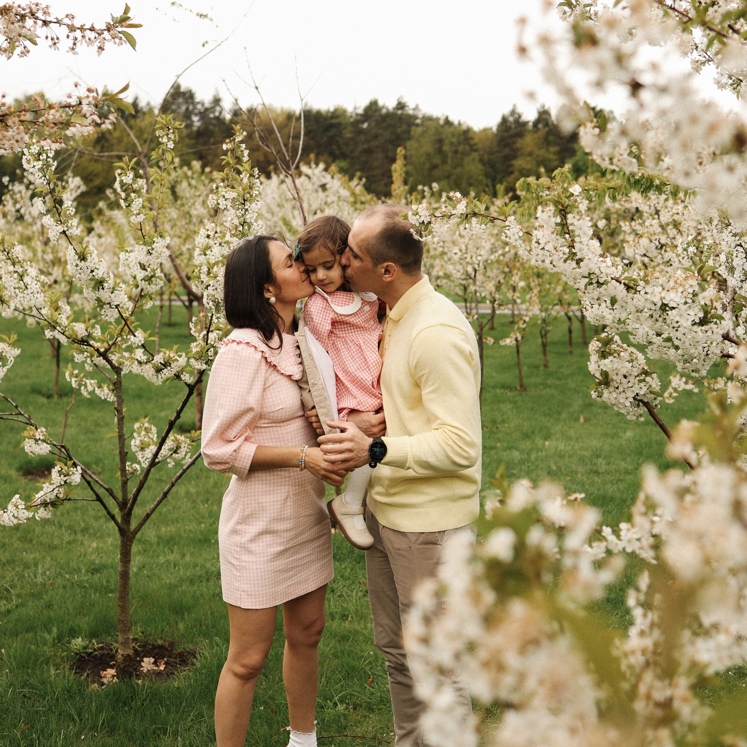 День рождения в цветущем саду