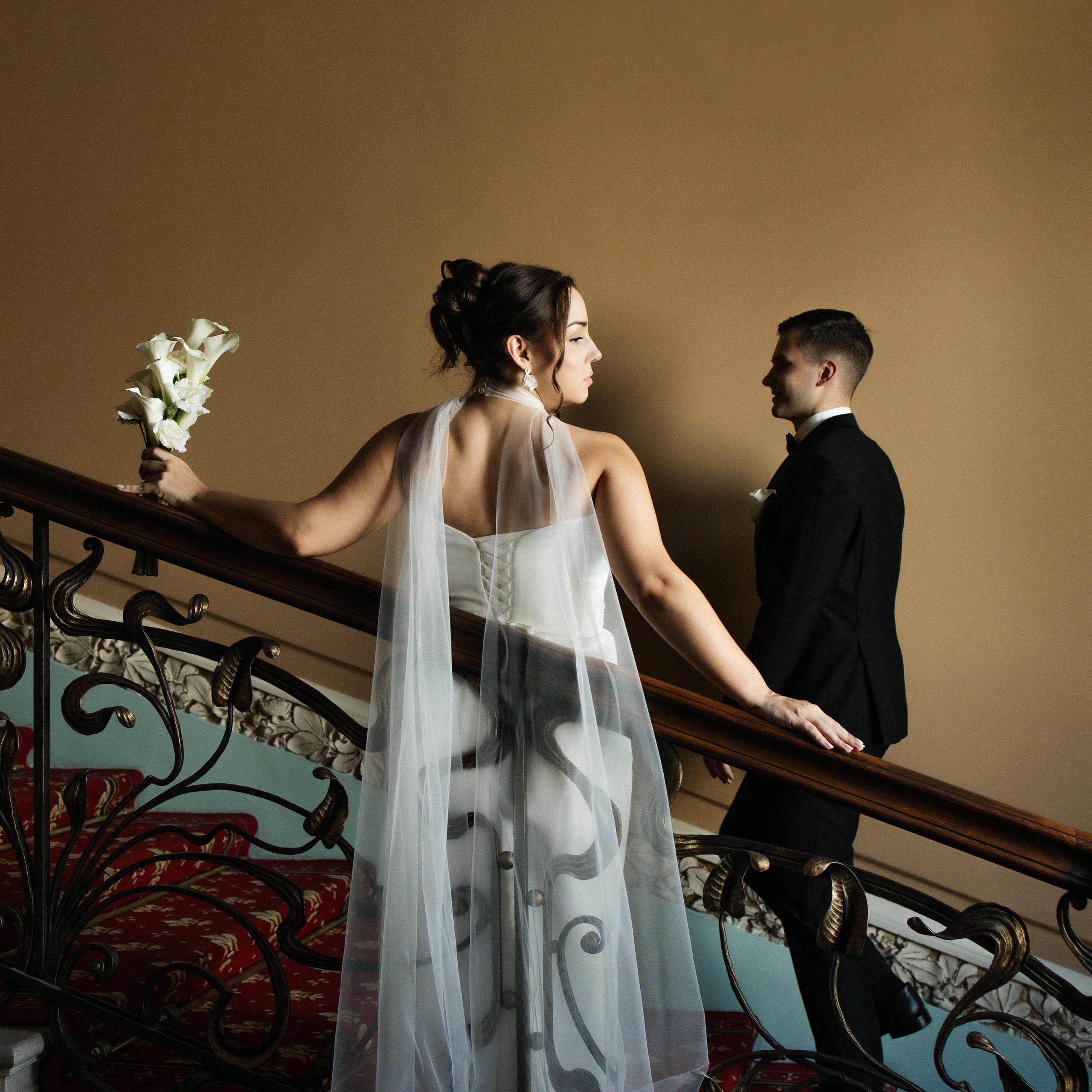 А. + Н. Бибилиотека им. А.П. Боголюбова + Гостиница Националь