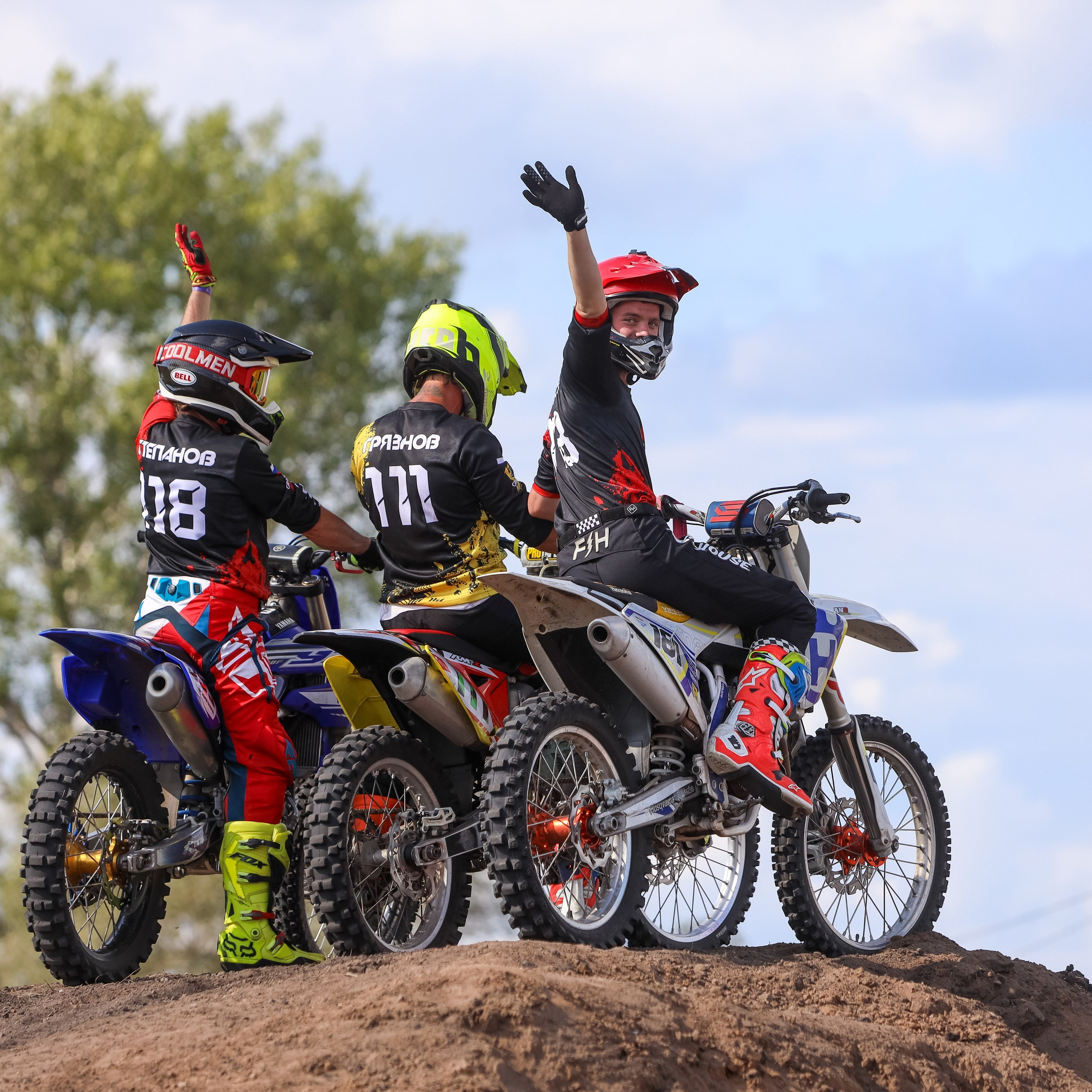 Шоу команды GRYAZNOV MOTO на Кубке России по гонкам с водными препятствиями на квадроциклах