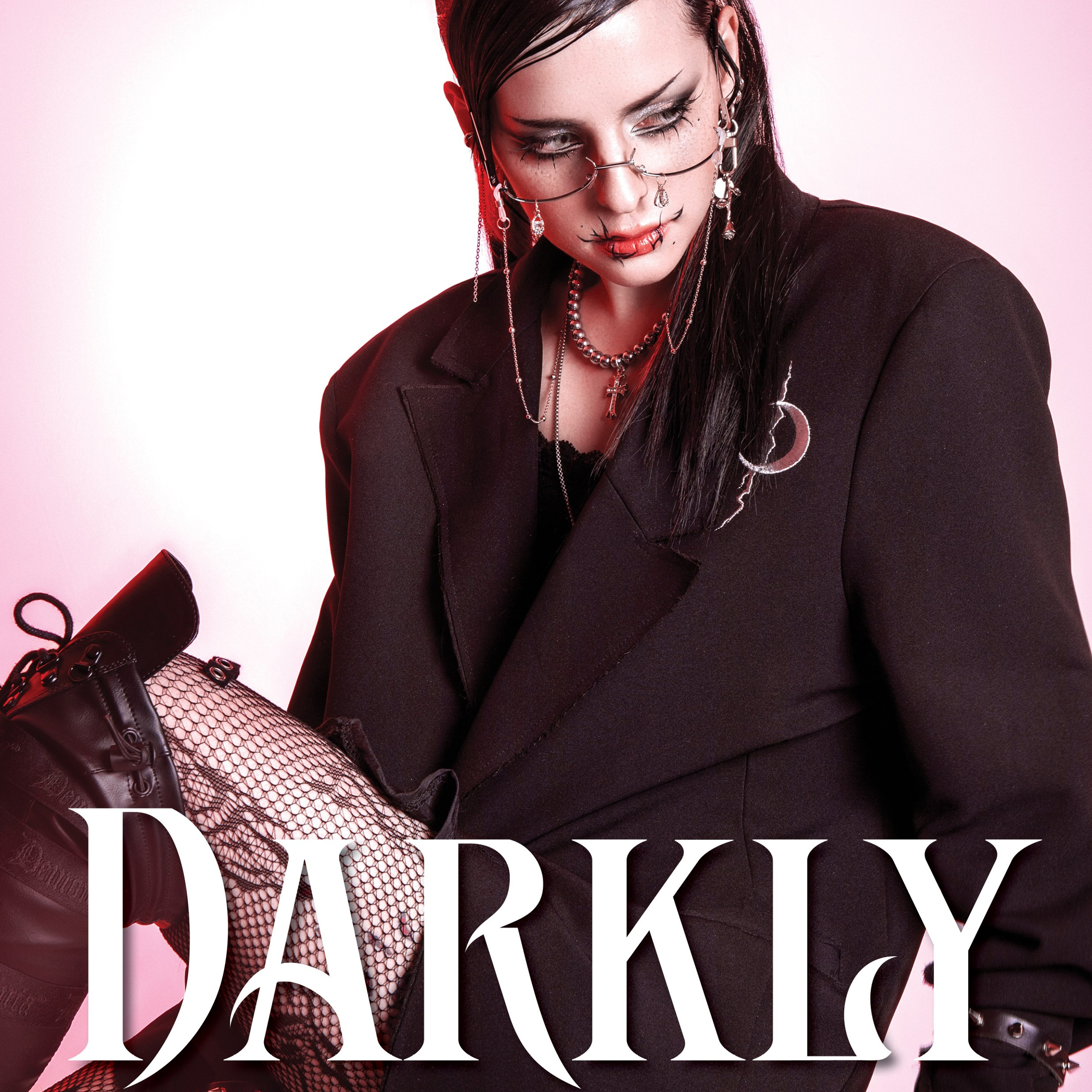 DARKLY: DIVA