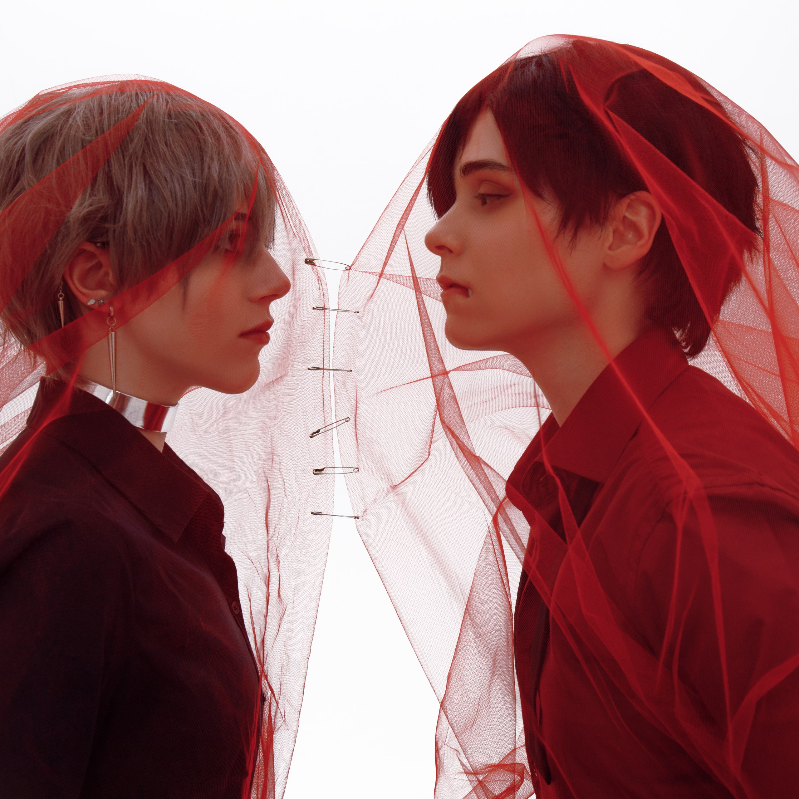 ALIEN STAGE: Ivan & Till [lovehate AU]