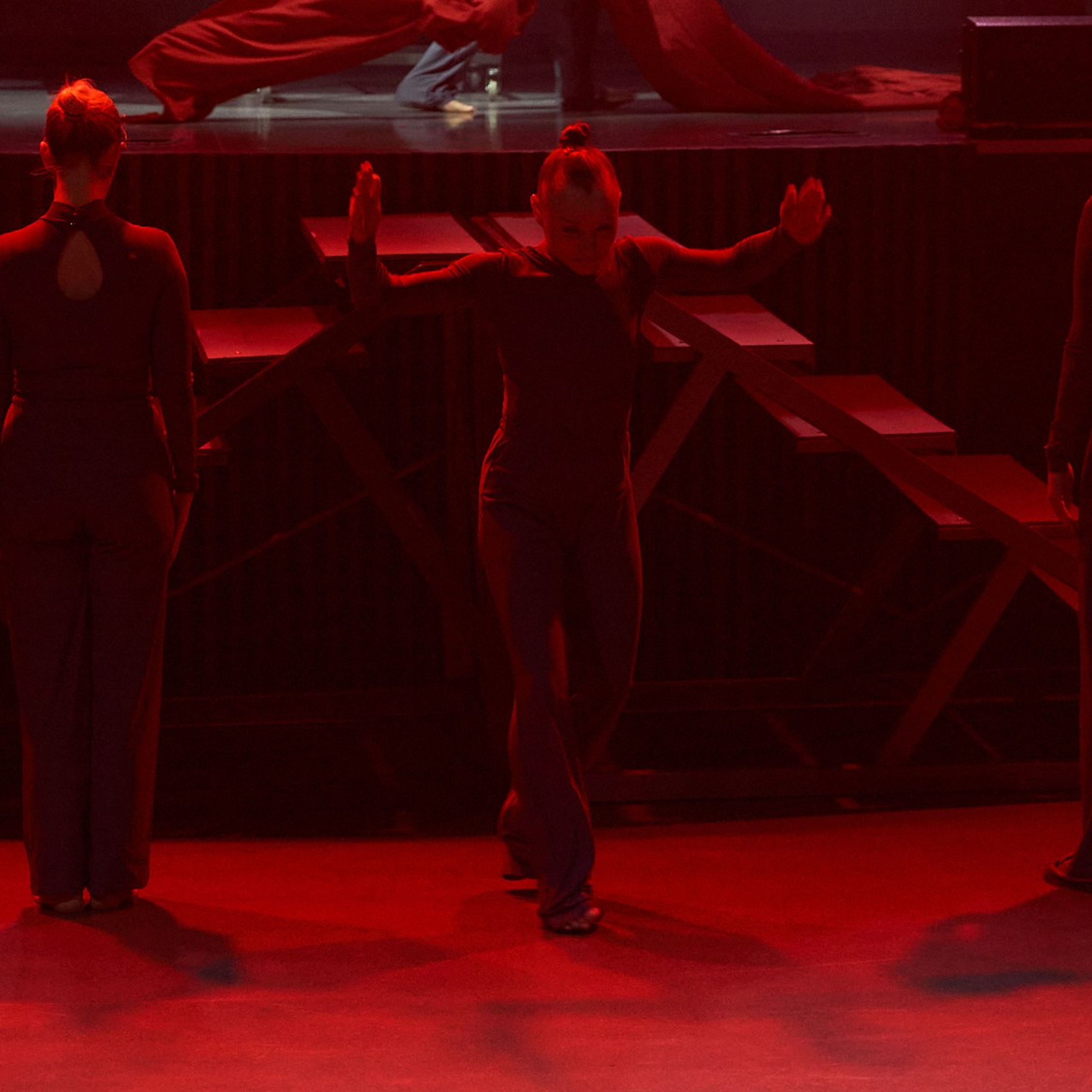 Спектакль «Да» МТБЦ Пилот. Александр Сазонов Красноярск