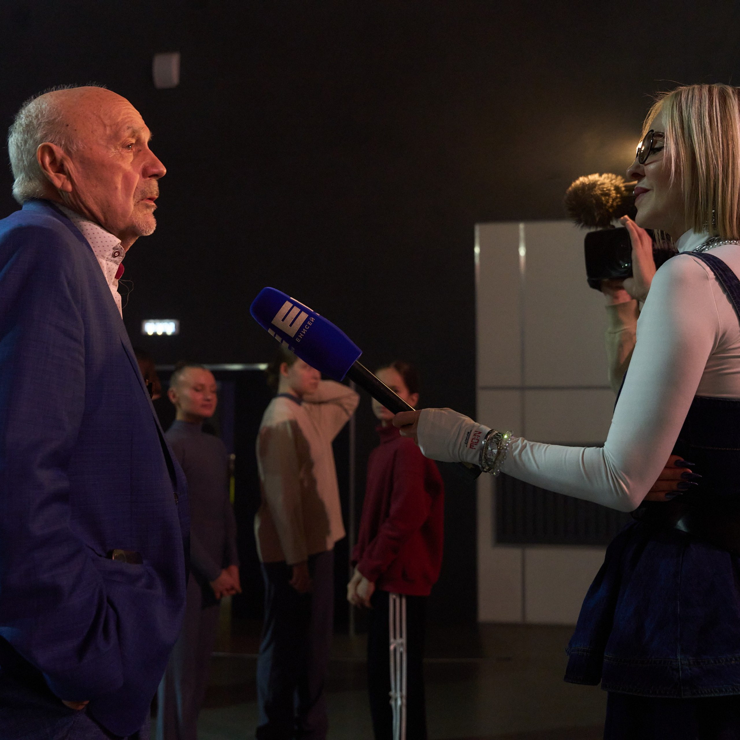 Спектакль «Да» МТБЦ Пилот. Александр Сазонов Красноярск