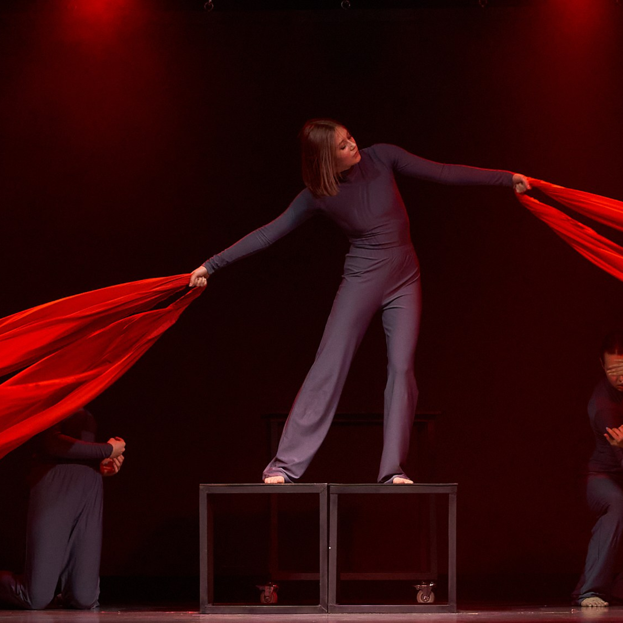 Спектакль «Да» МТБЦ Пилот. Александр Сазонов Красноярск