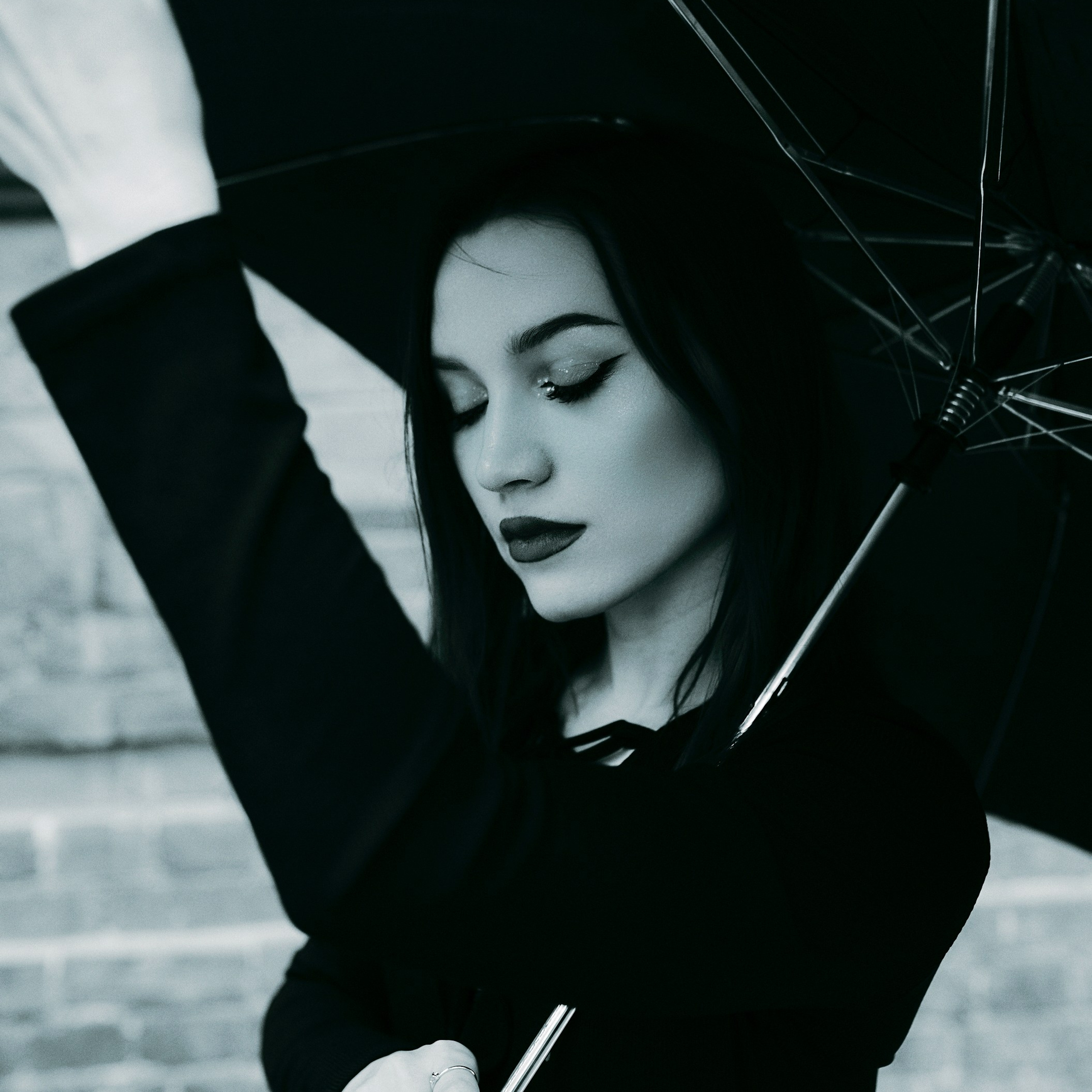 Кровавый четверг. Александр Сазонов Красноярск