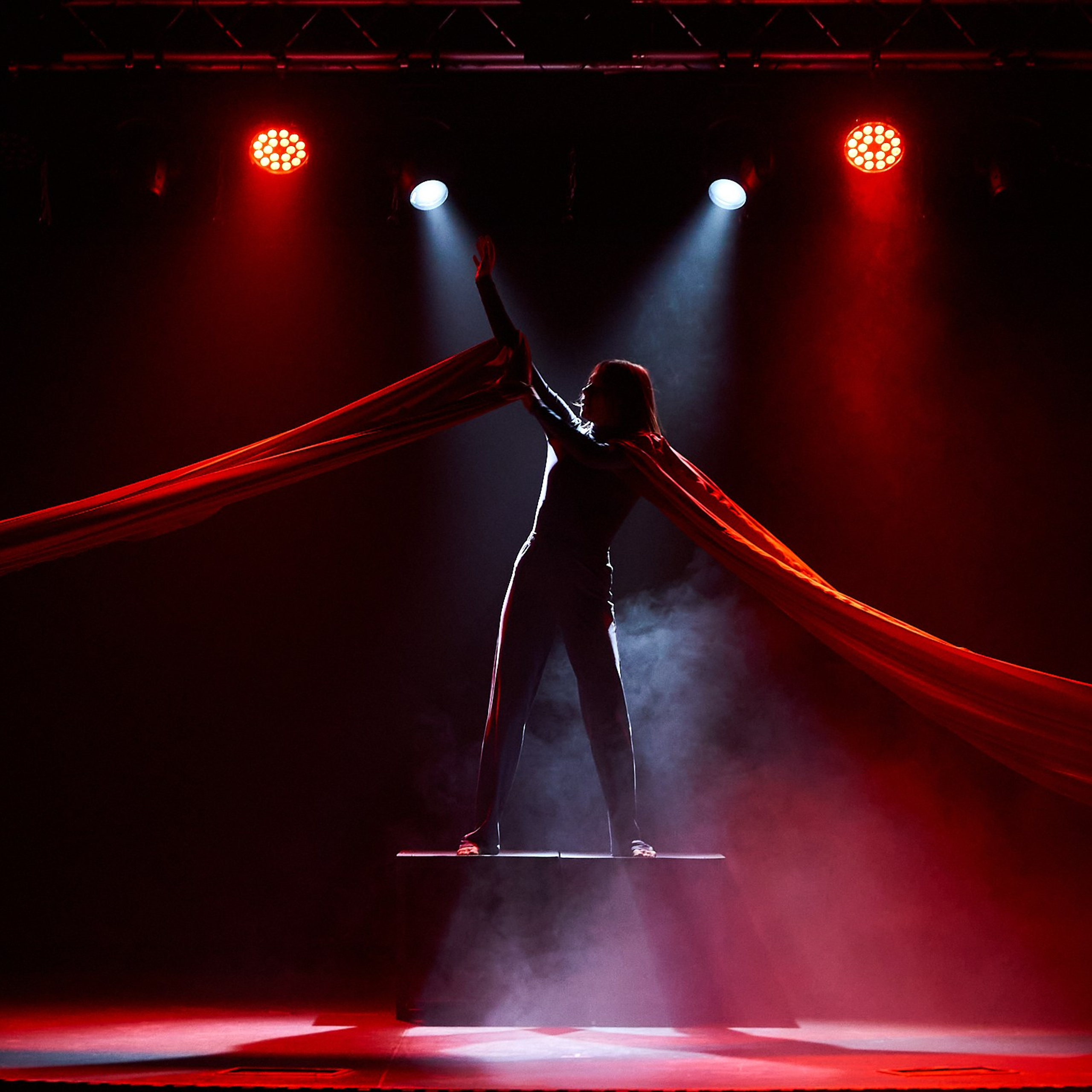 Спектакль «Да» МТБЦ Пилот. Александр Сазонов Красноярск