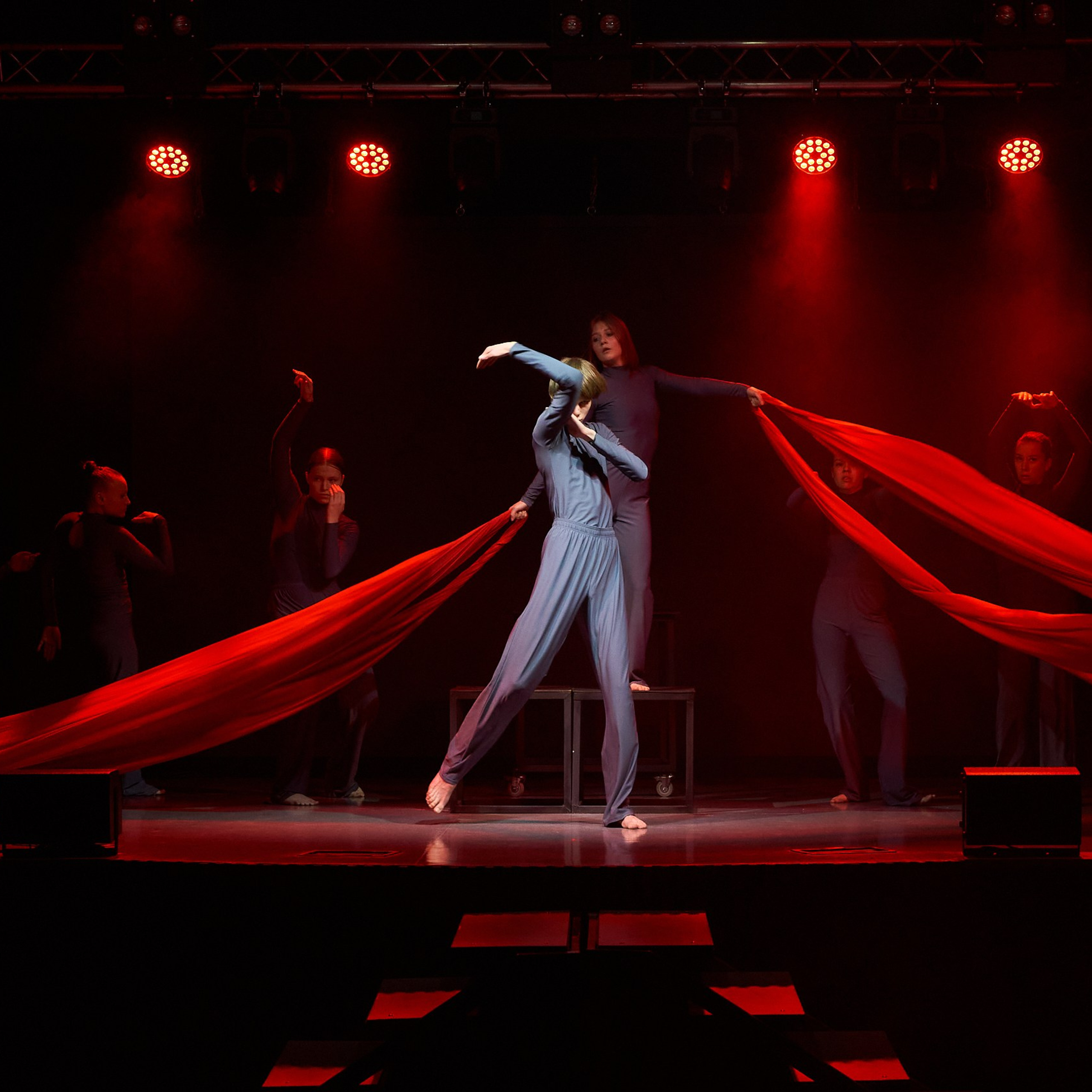 Спектакль «Да» МТБЦ Пилот. Александр Сазонов Красноярск