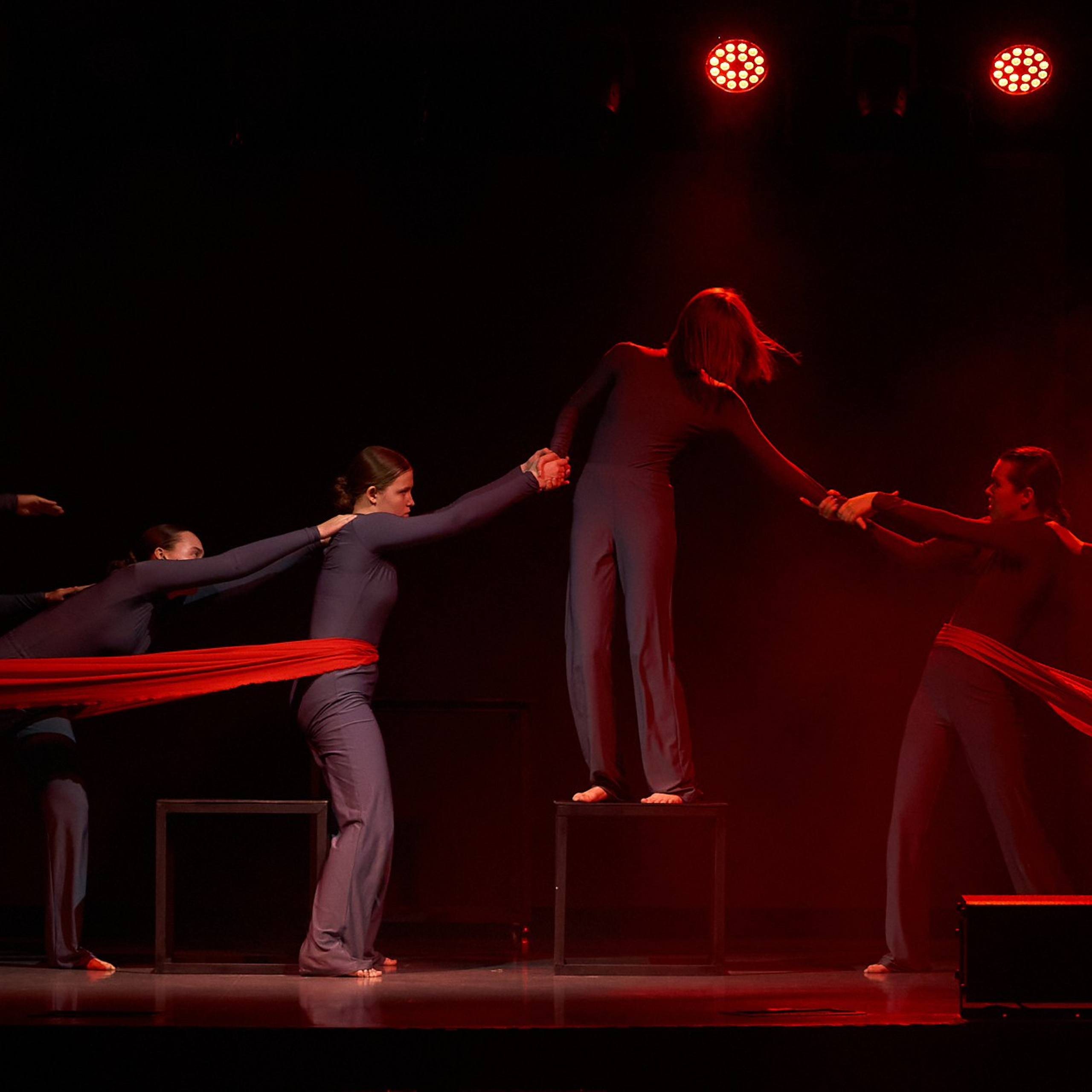 Спектакль «Да» МТБЦ Пилот. Александр Сазонов Красноярск