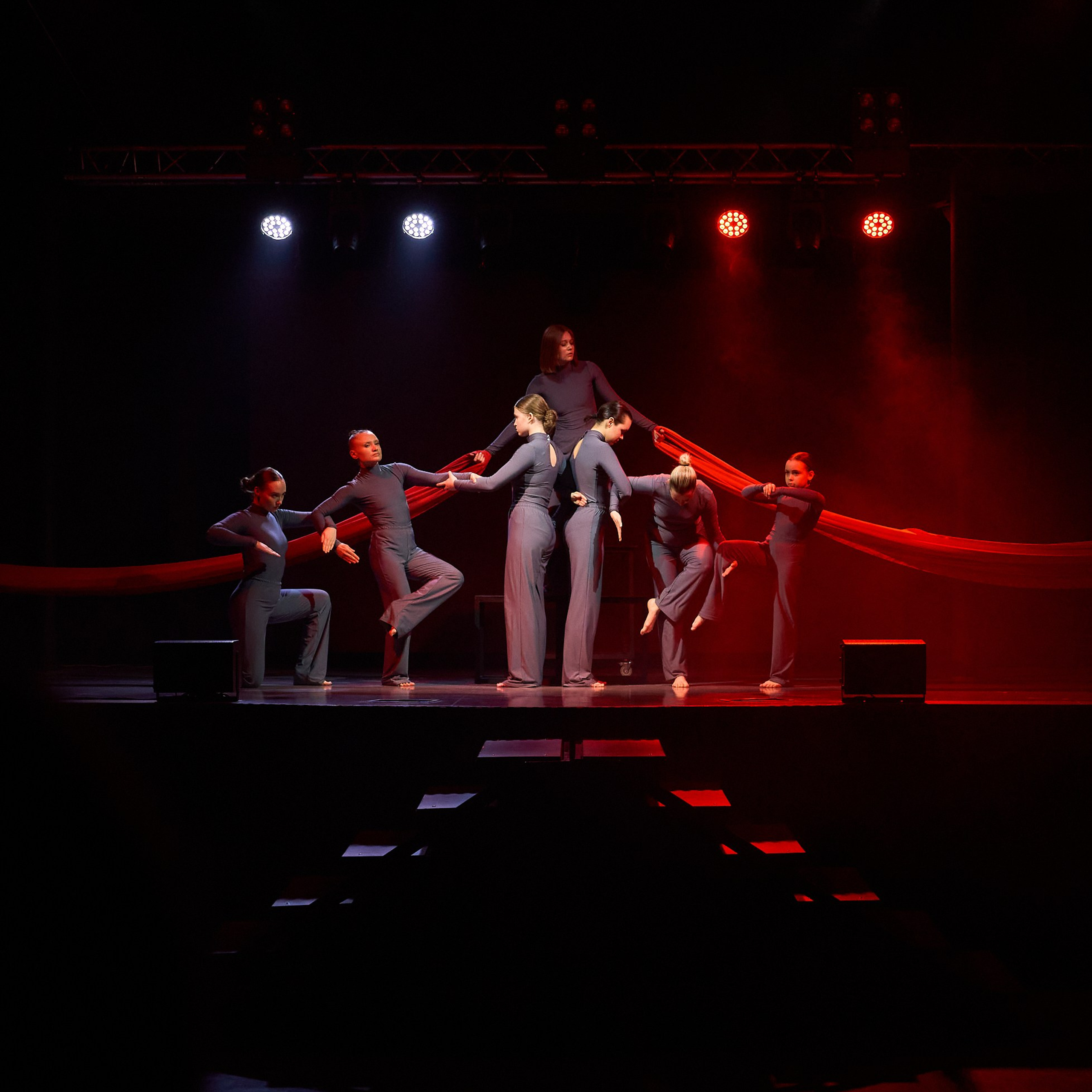 Спектакль «Да» МТБЦ Пилот. Александр Сазонов Красноярск