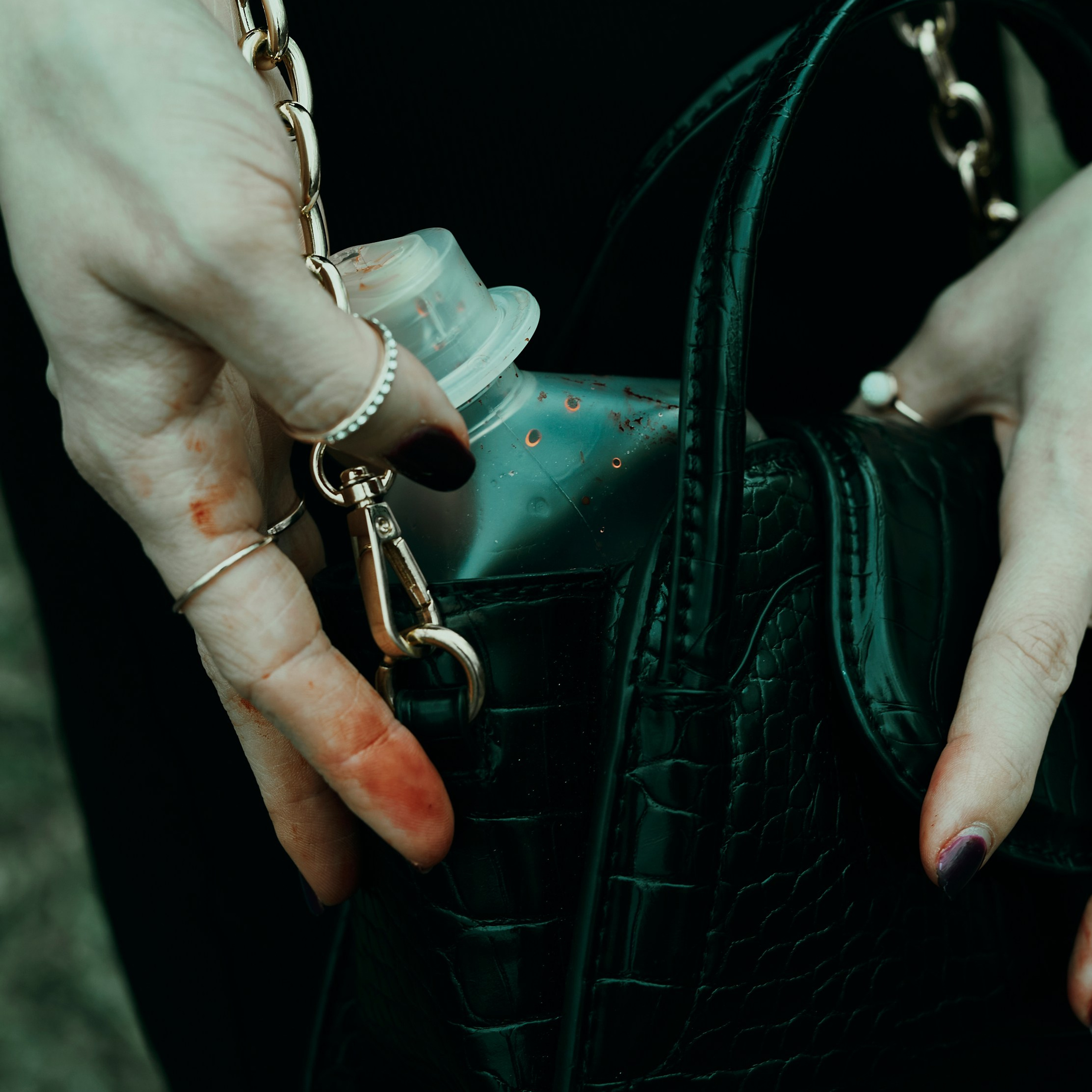 Кровавый четверг. Александр Сазонов Красноярск