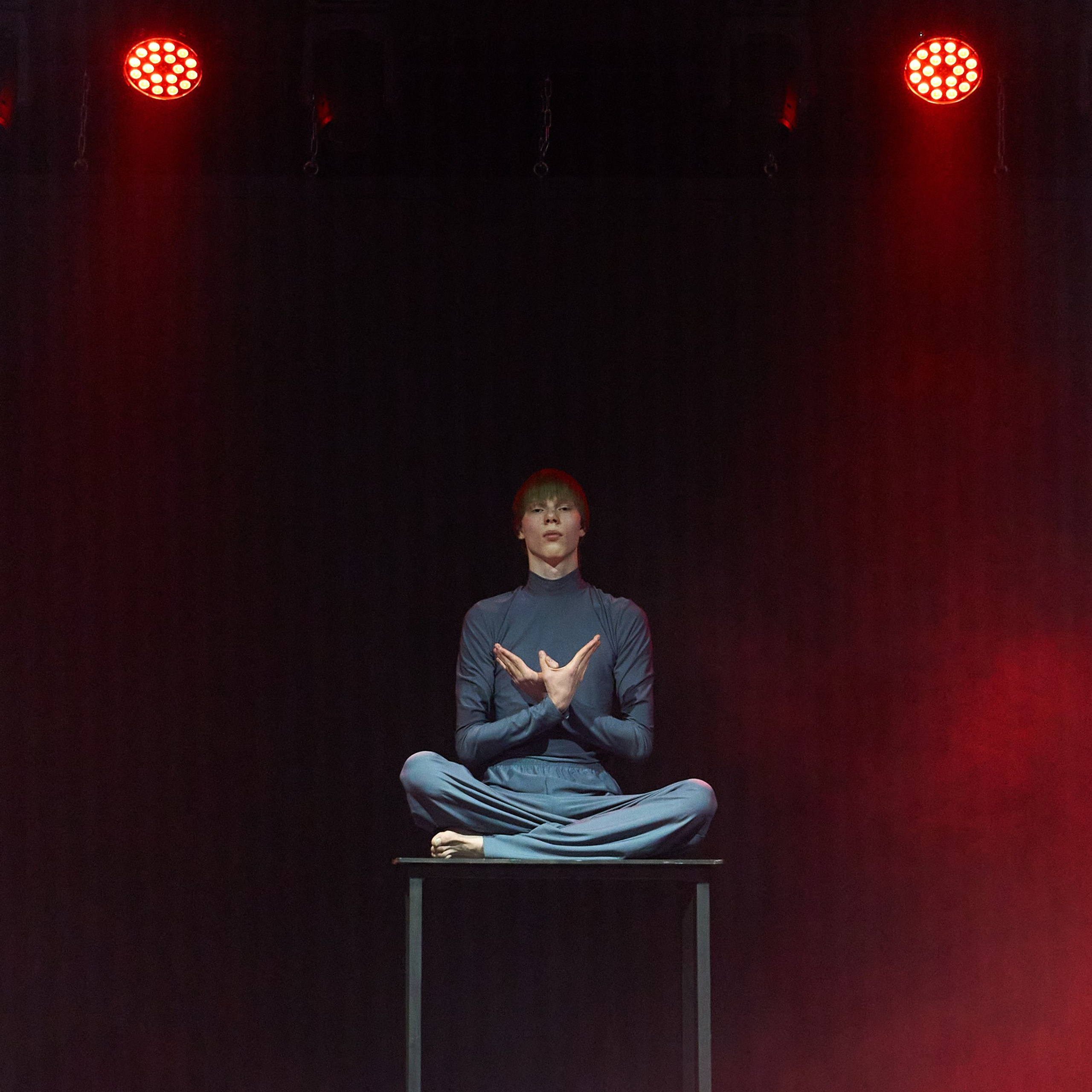 Спектакль «Да» МТБЦ Пилот. Александр Сазонов Красноярск