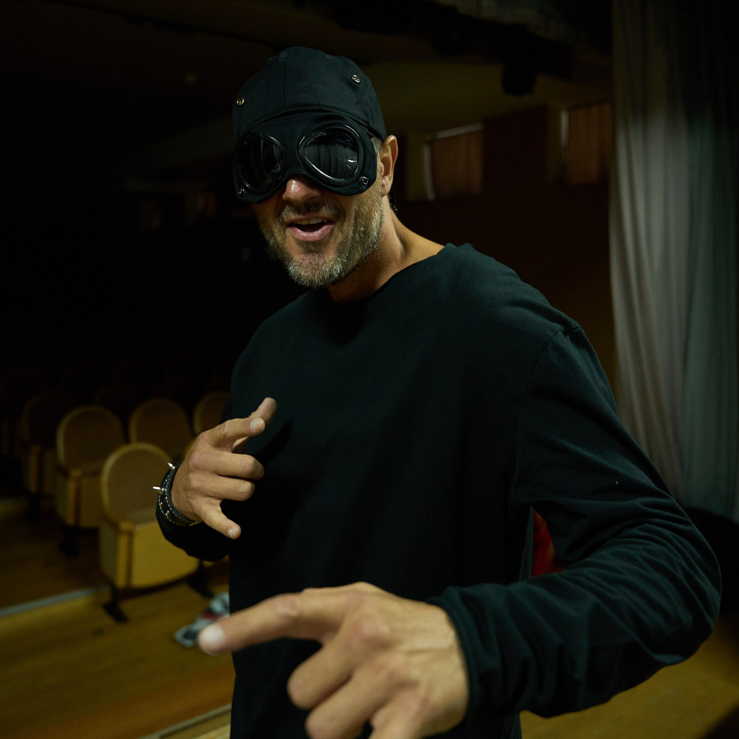 Квест-показ «Красный лис». Александр Сазонов Красноярск