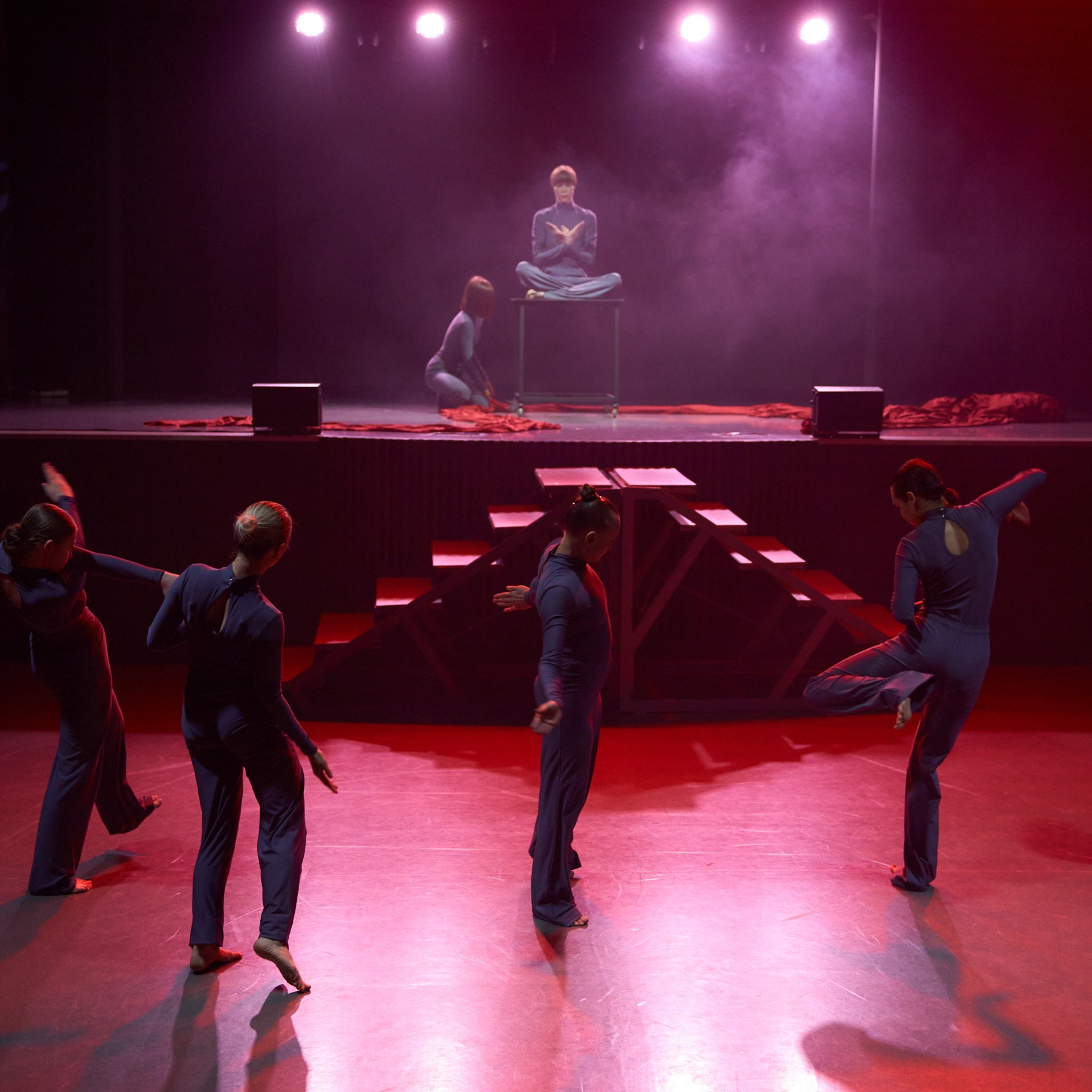 Спектакль «Да» МТБЦ Пилот. Александр Сазонов Красноярск