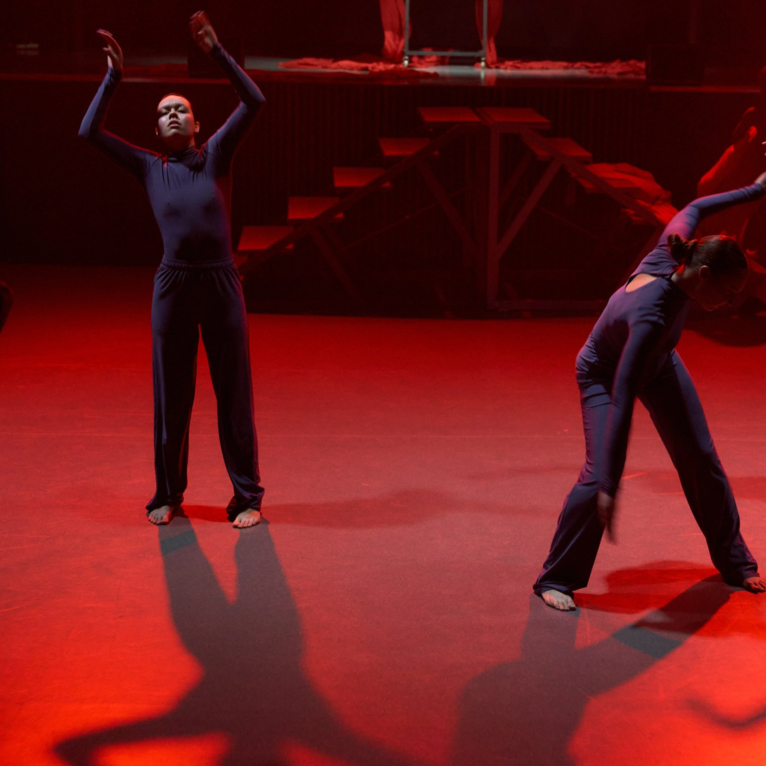 Спектакль «Да» МТБЦ Пилот. Александр Сазонов Красноярск