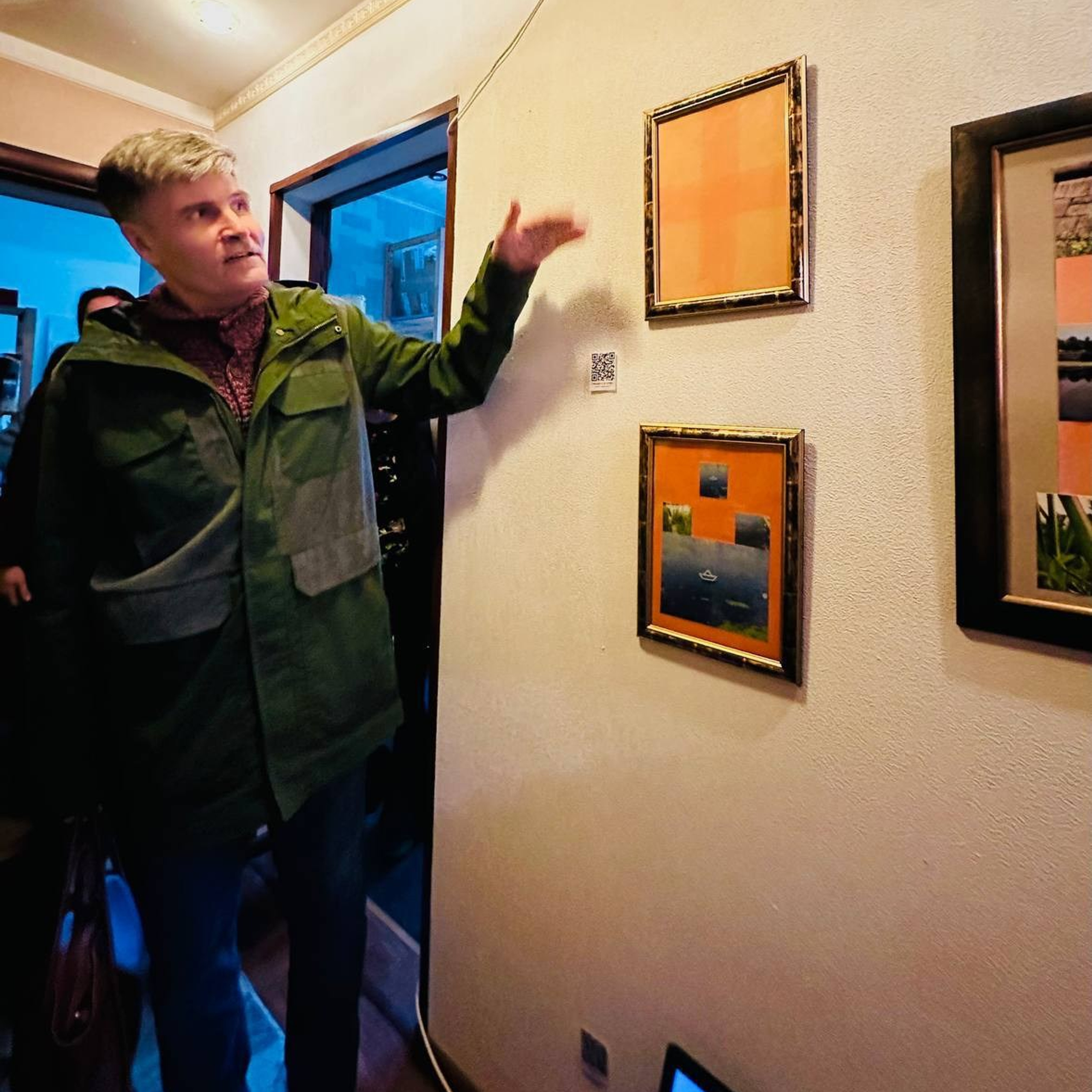 Олег Семёновых, "+ 1 нечеловеческий актант?" выставка в БЦСИ, экскурсия с автором