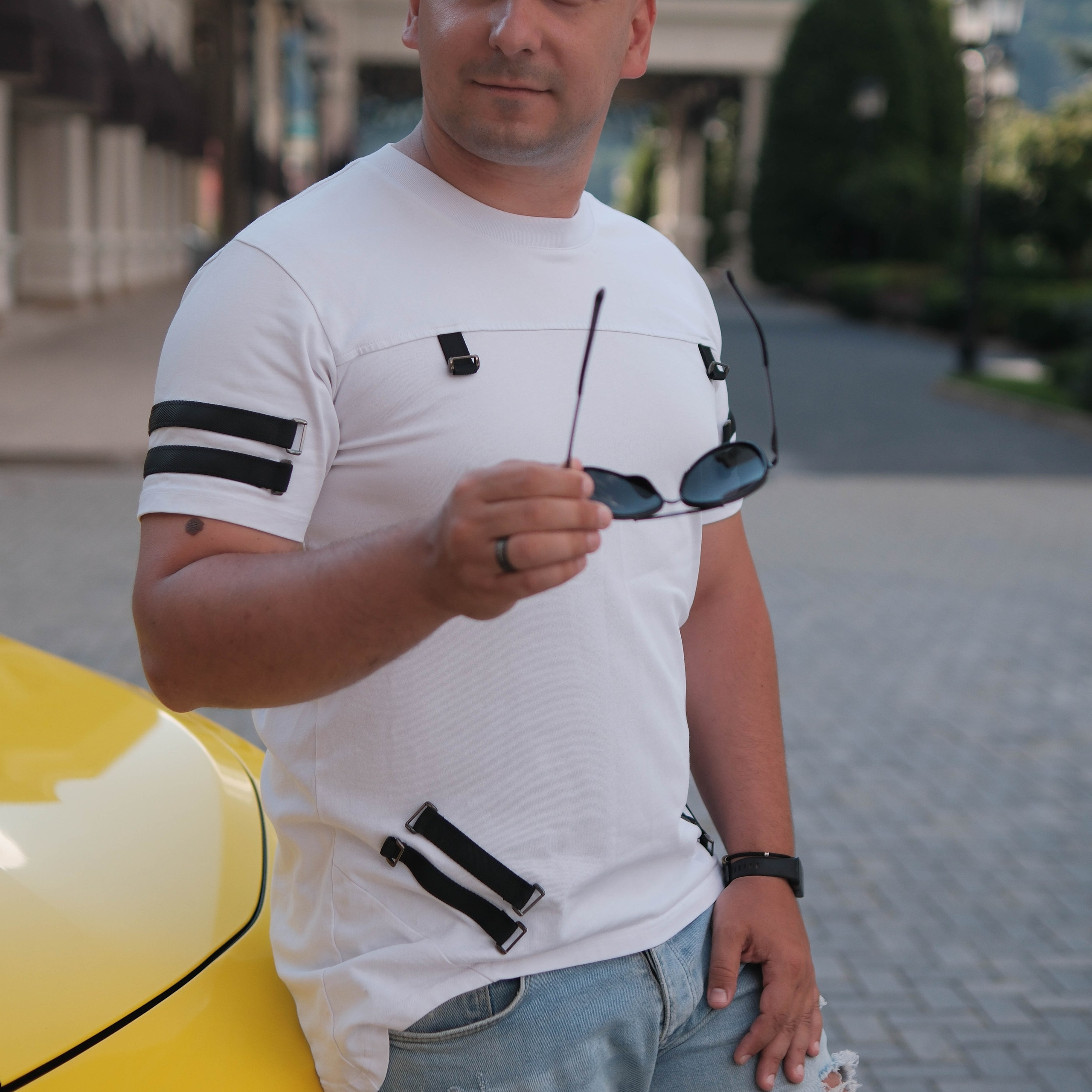 Дмитрий на&nbsp;кабриолете