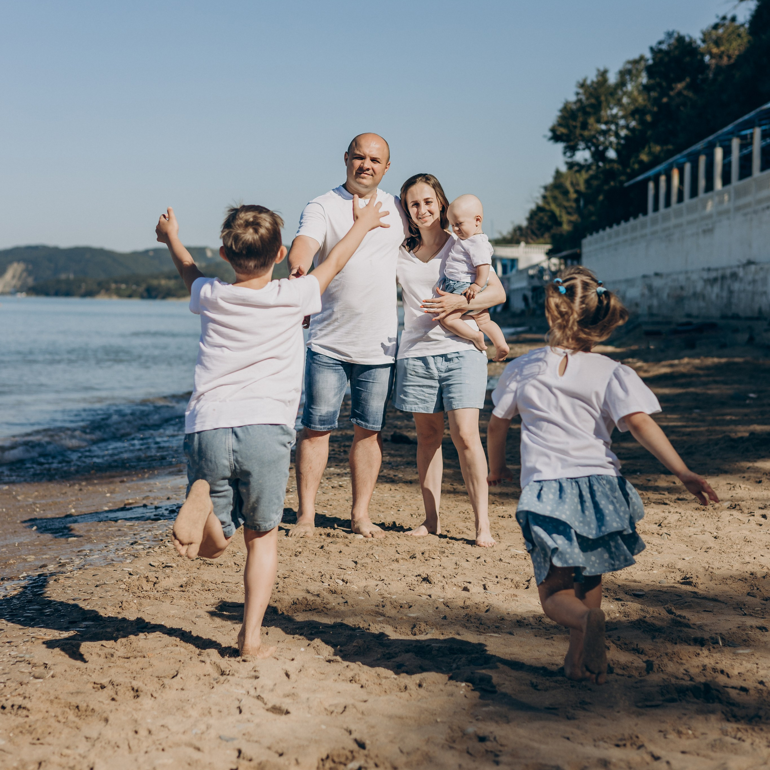 Сергей, Мария, Марк, Кира и Герман