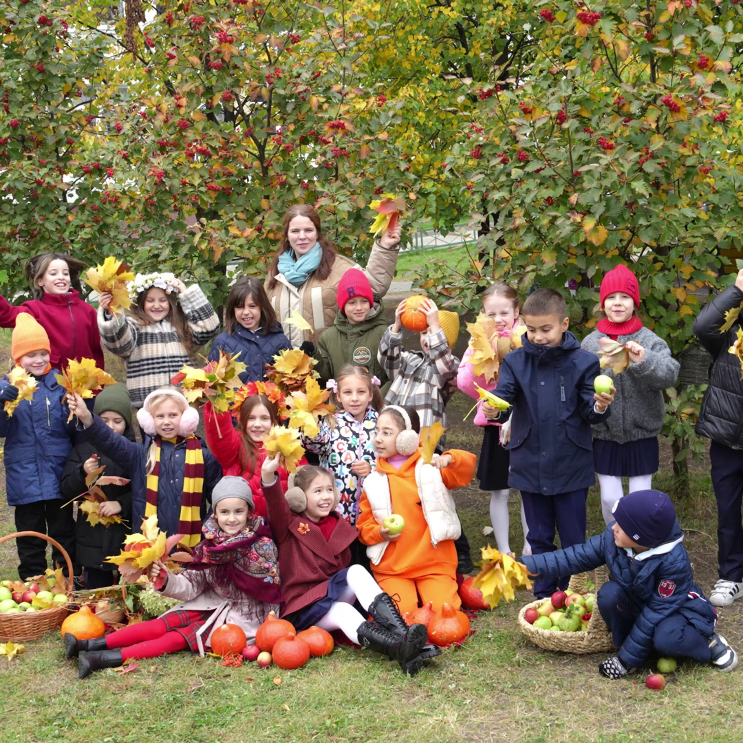 НАЧАЛЬНАЯ И СРЕДНЯЯ ШКОЛА. Анна Белашова ВЫПУСКНЫЕ АЛЬБОМЫ, фото и видеосъёмка