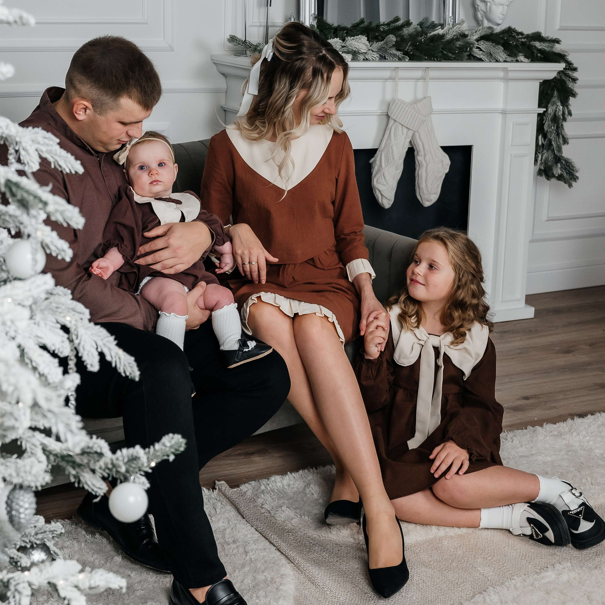 Мама, папа, 2 дочки (студия Персона)