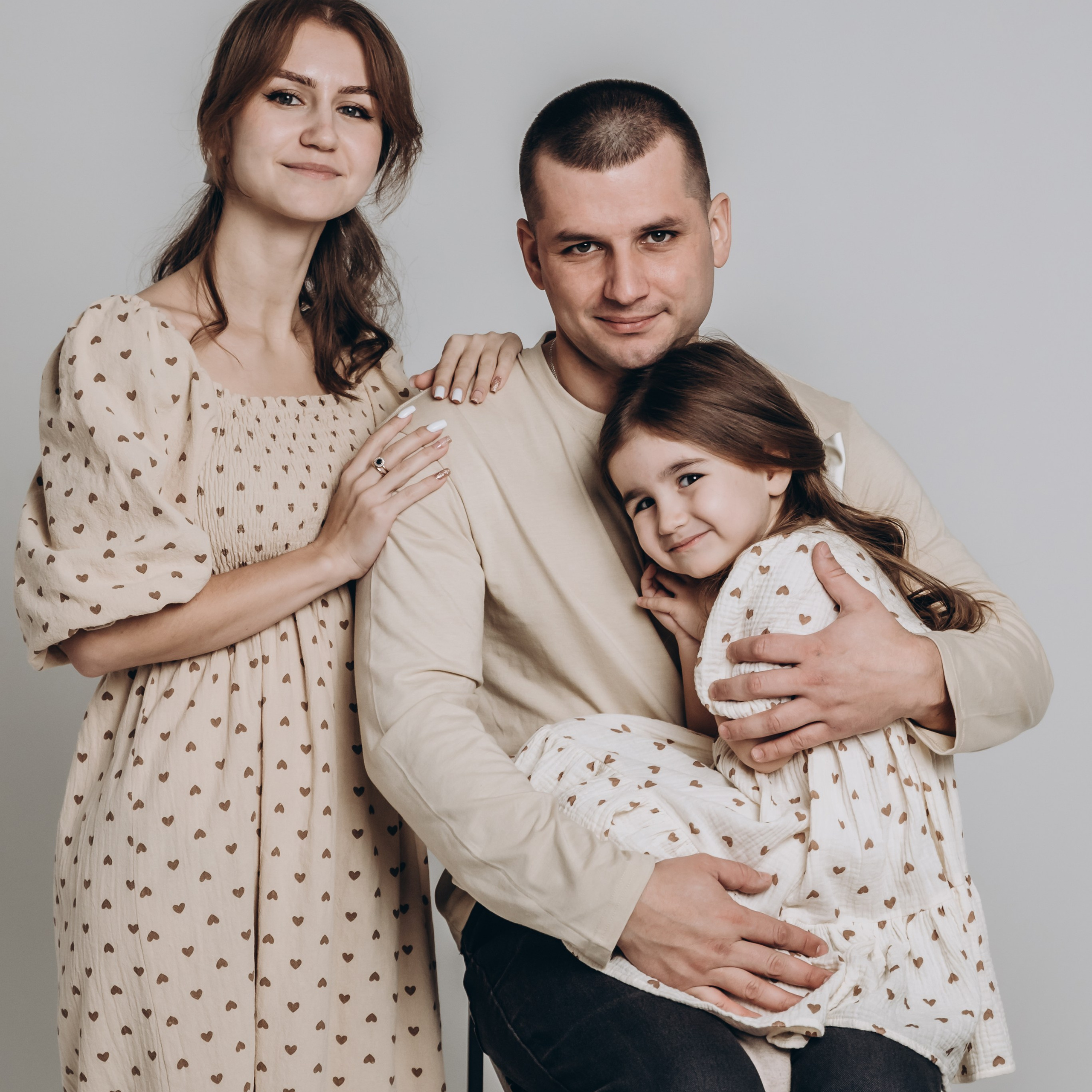 Настя + Леша = Вика (Персона)