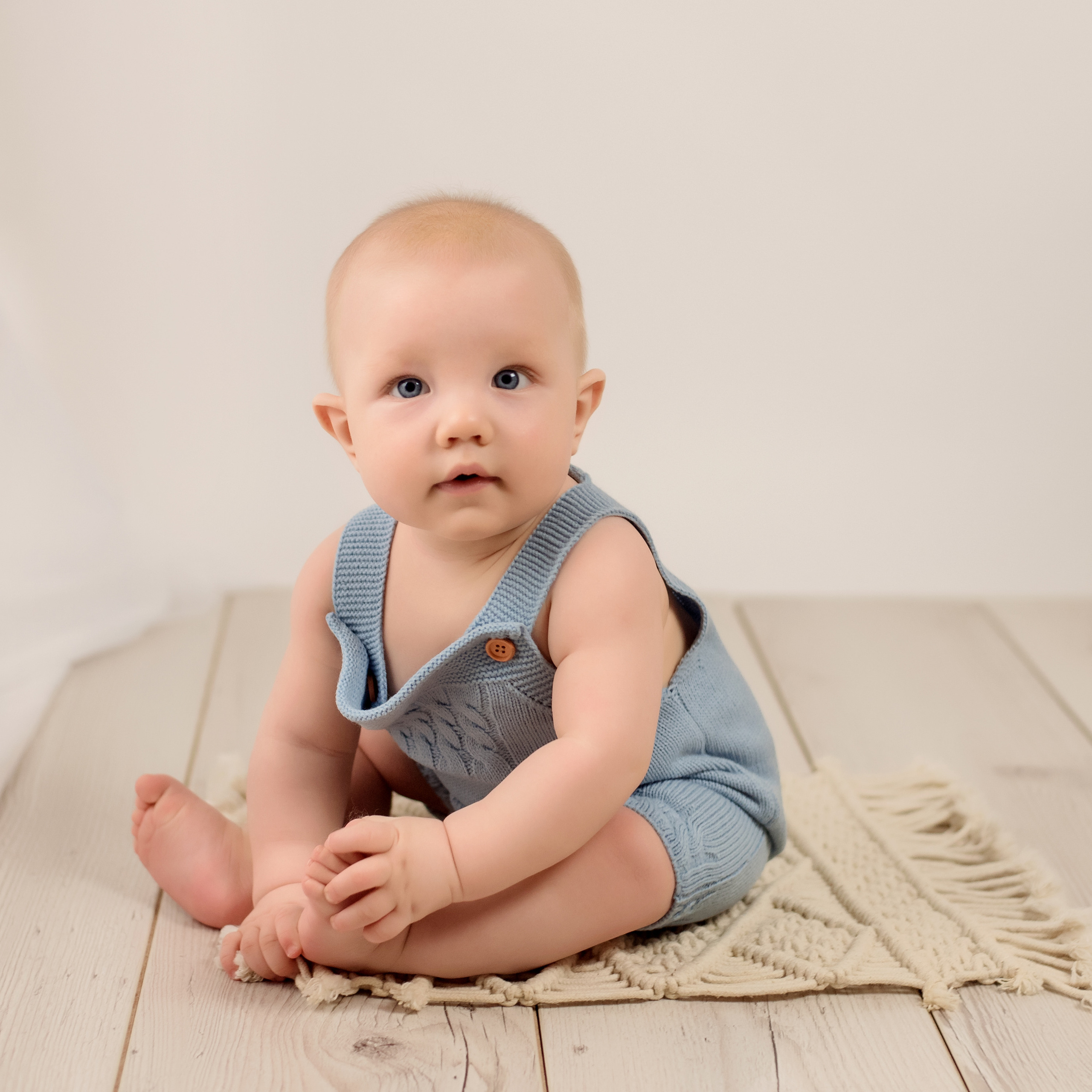 Тема 6 месяцев