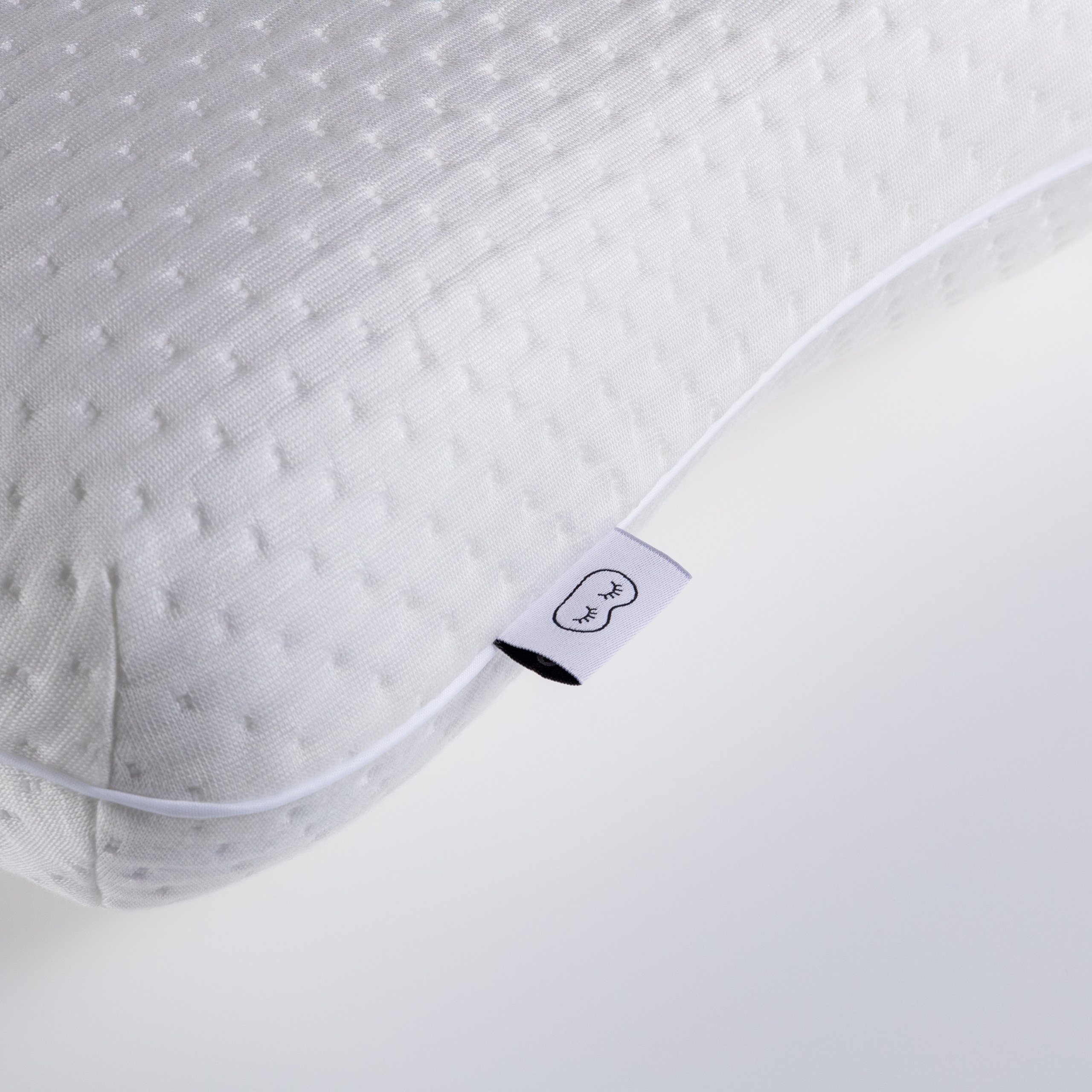 Предметное фото на белом фоне