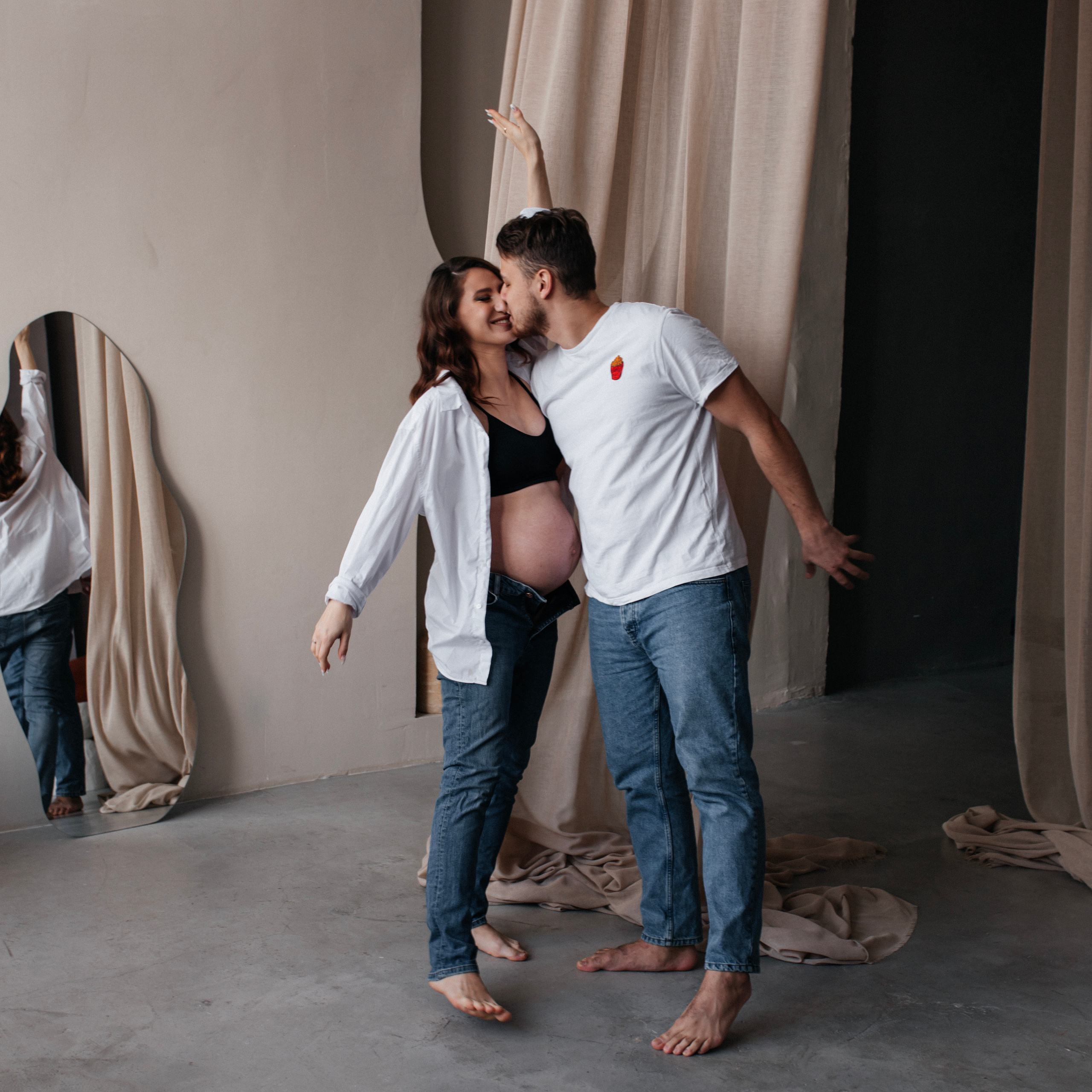 Окруженные любовью