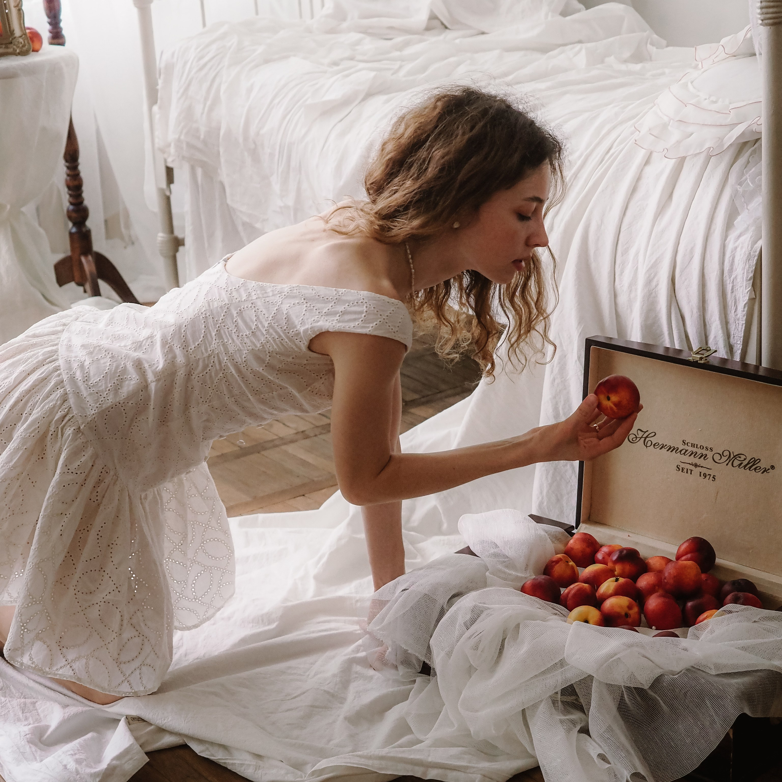 Утро и аромат персиков