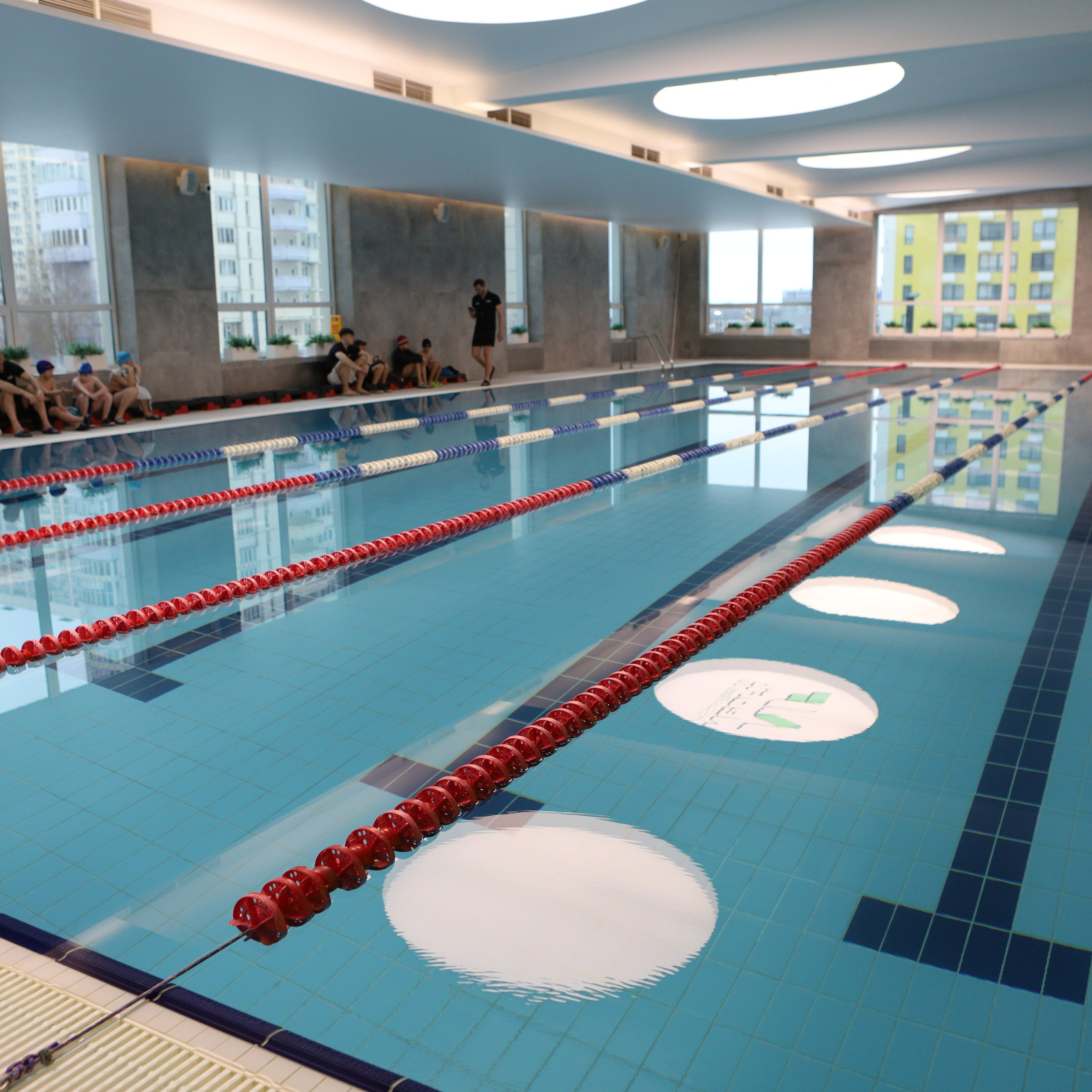 Соревнования по плаванию